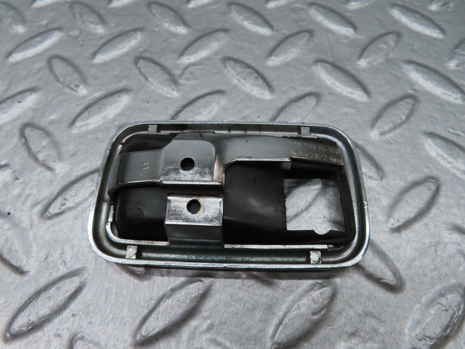 17959 Mercedes-Benz W123 200 Chrome Frame For Door Opener Left 1087660511