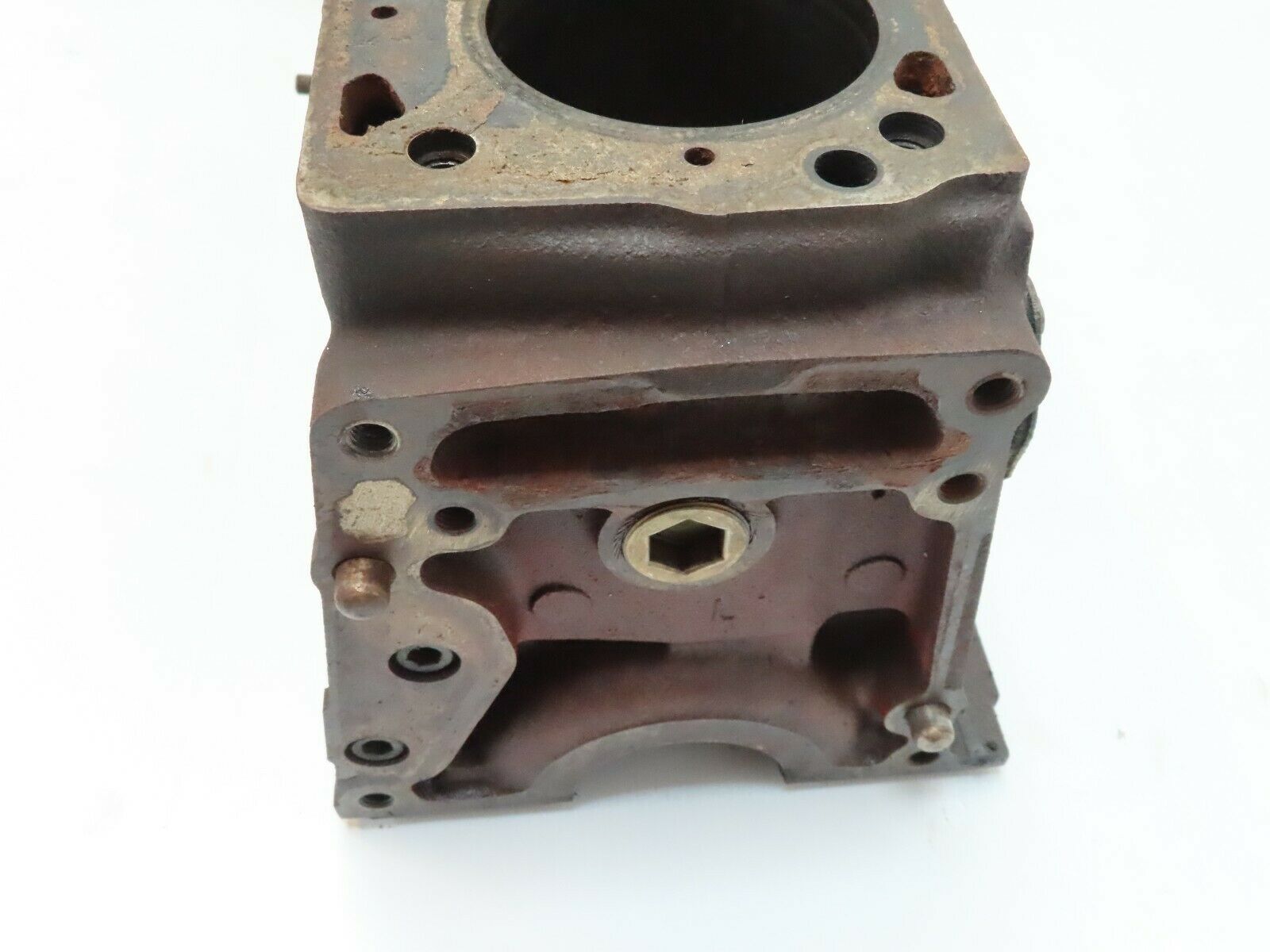 4903 Mercedes-Benz W114 280CE Coupe Engine Block M110.991 1100110401