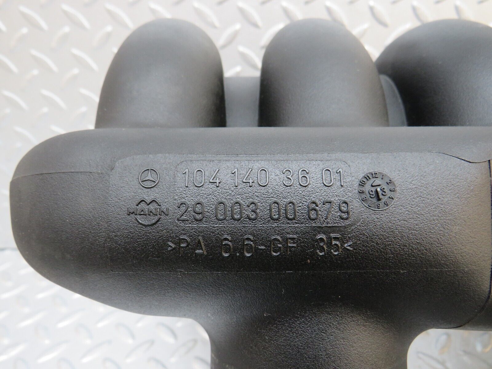 38497 Mercedes-Benz R129 280SL Coupe Air Intake Manifold 1041403601