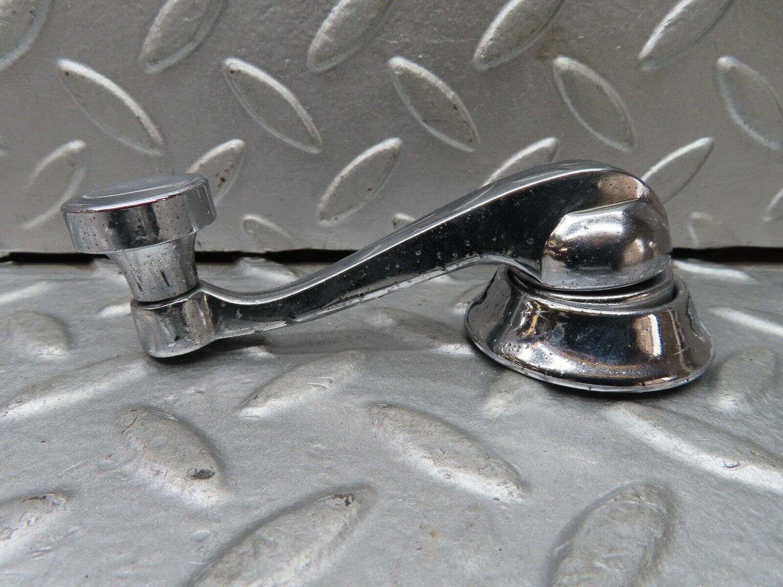 18582 Mercedes-Benz W120 W121 Ponton Window Lifter Crank Handle Chrome