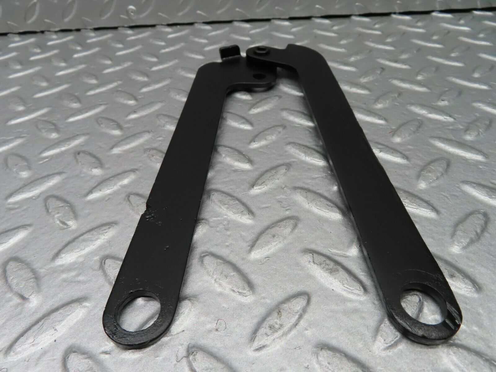 19830 Mercedes-Benz W108 280SE Bonnet Hinge Left