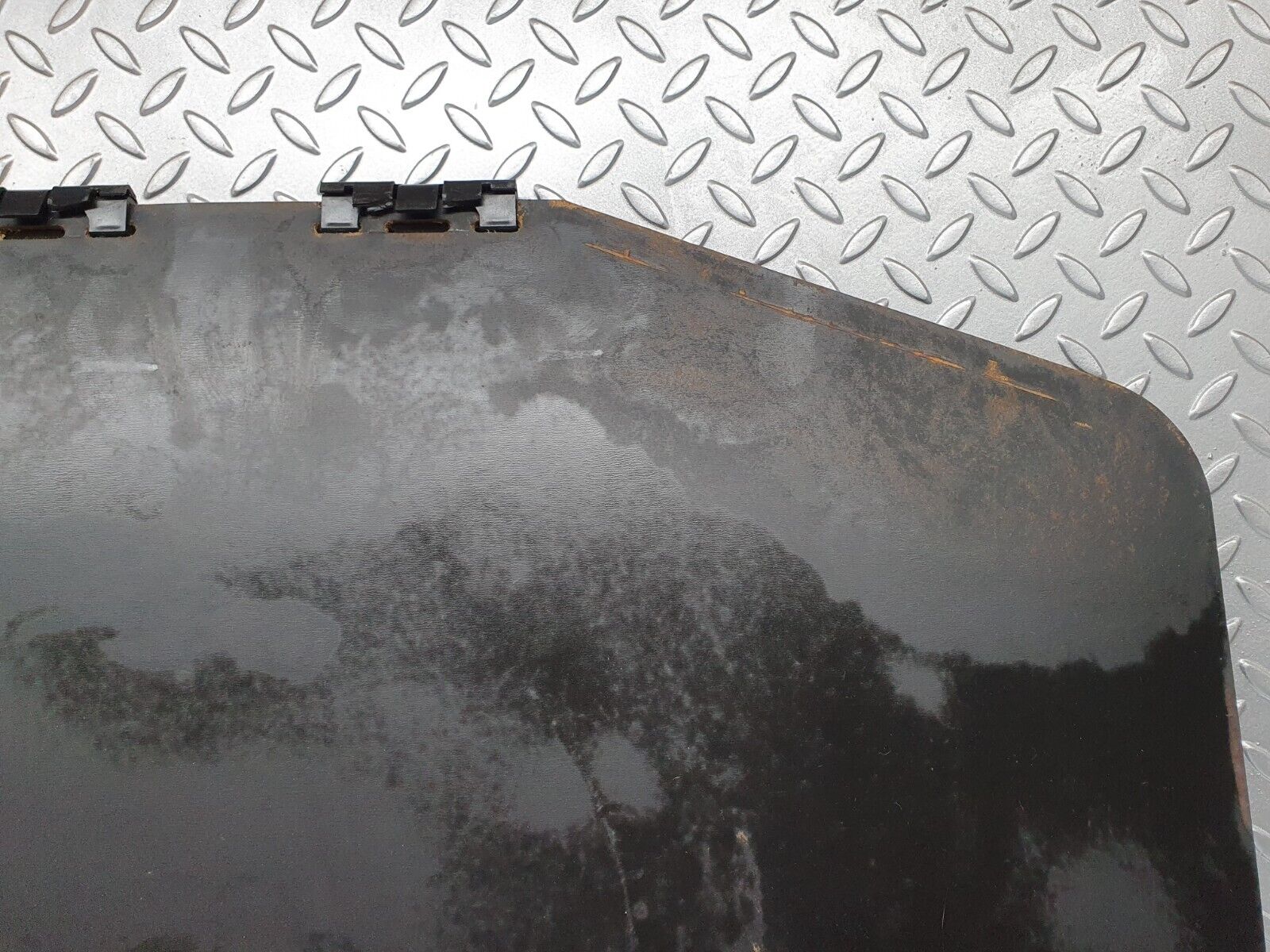 41126 Mercedes-Benz W126 300SE Spare Wheel Cover 1076930114