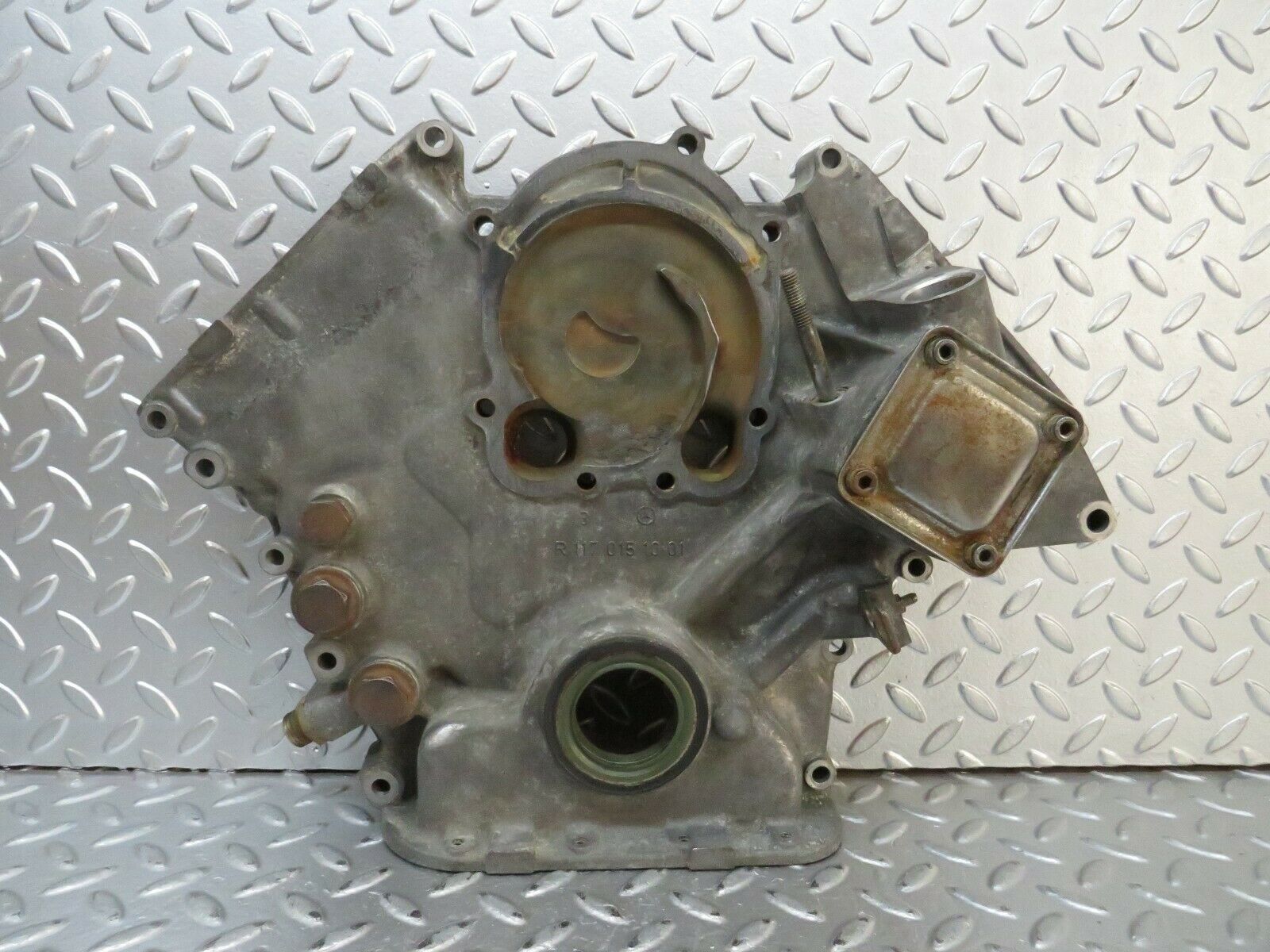 23862 Mercedes-Benz C107 450SLC Coupe Timing Chain Cover 1170151001