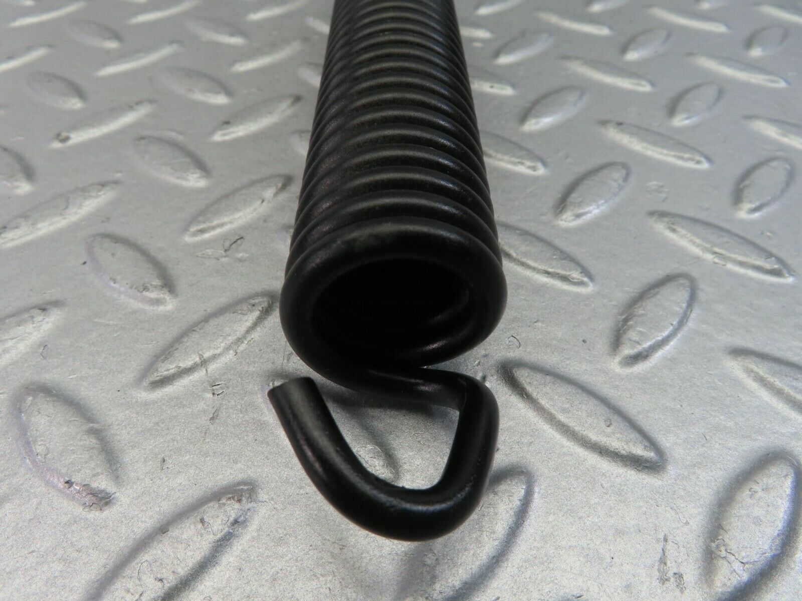 10015 Mercedes-Benz C123 Coupe Bonnet Hinge Spring