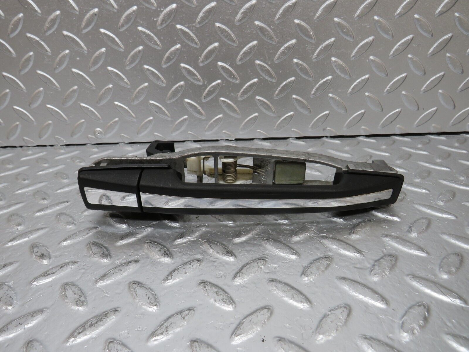 30475 Mercedes-Benz W124 230E Rear Right Exterior Door Handle