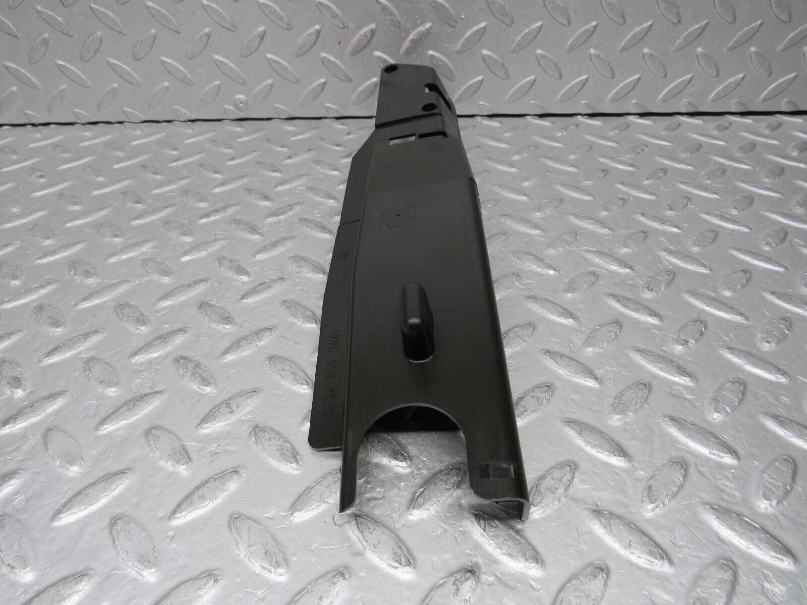 37789 Mercedes-Benz A124 320E Cabriolet Trunk Lock Vacuum Actuator Cover 1248050441