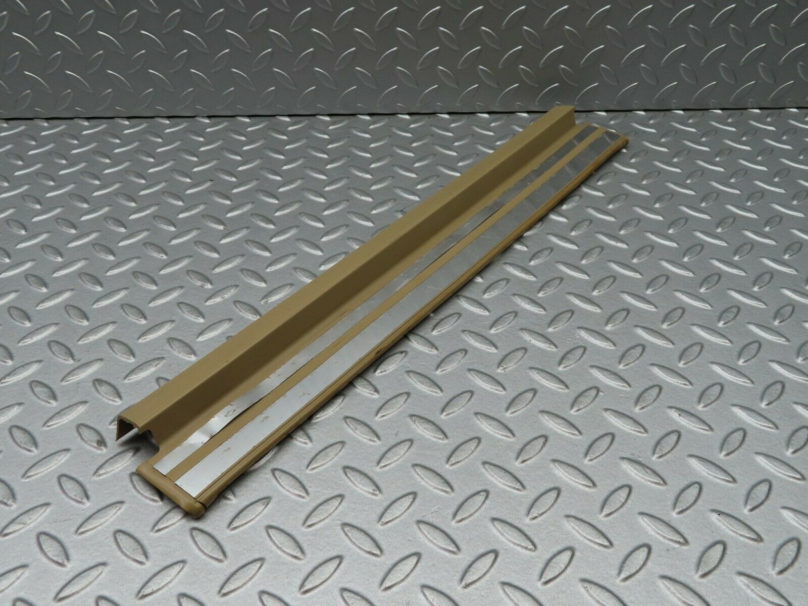 5240 Mercedes-Benz W124 230E Rear Door Sill Right