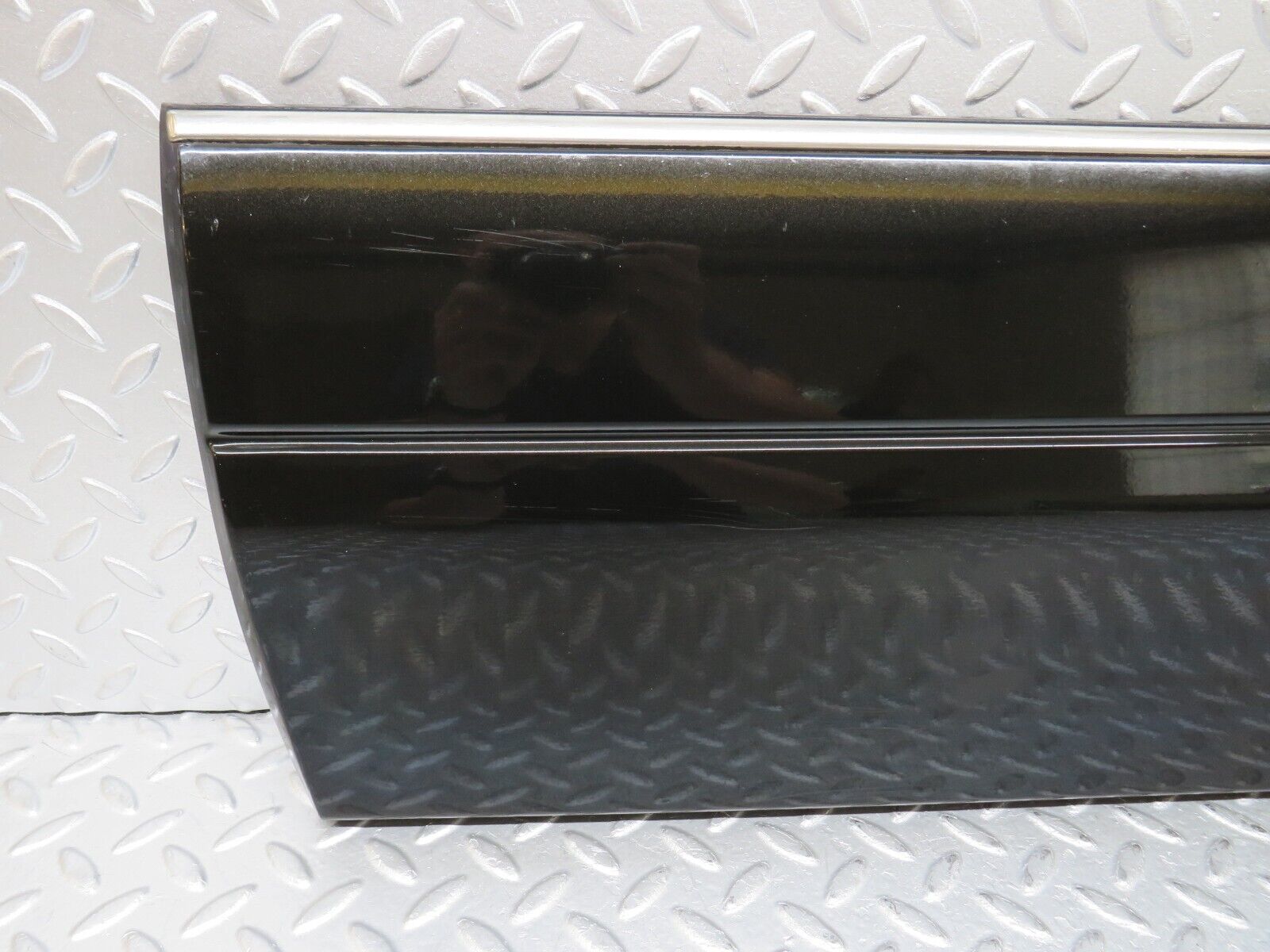 35294 Mercedes-Benz W140 Rear Left Door Moulding Trim 1406907540