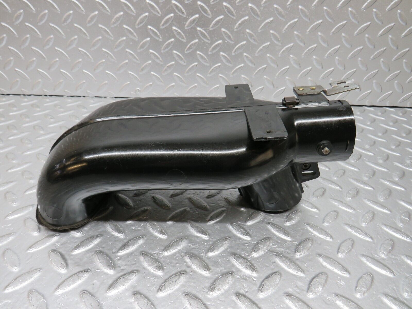 0787 Mercedes-Benz C107 350SLC Coupe Air Vent Control Dash Air Duct Left Side