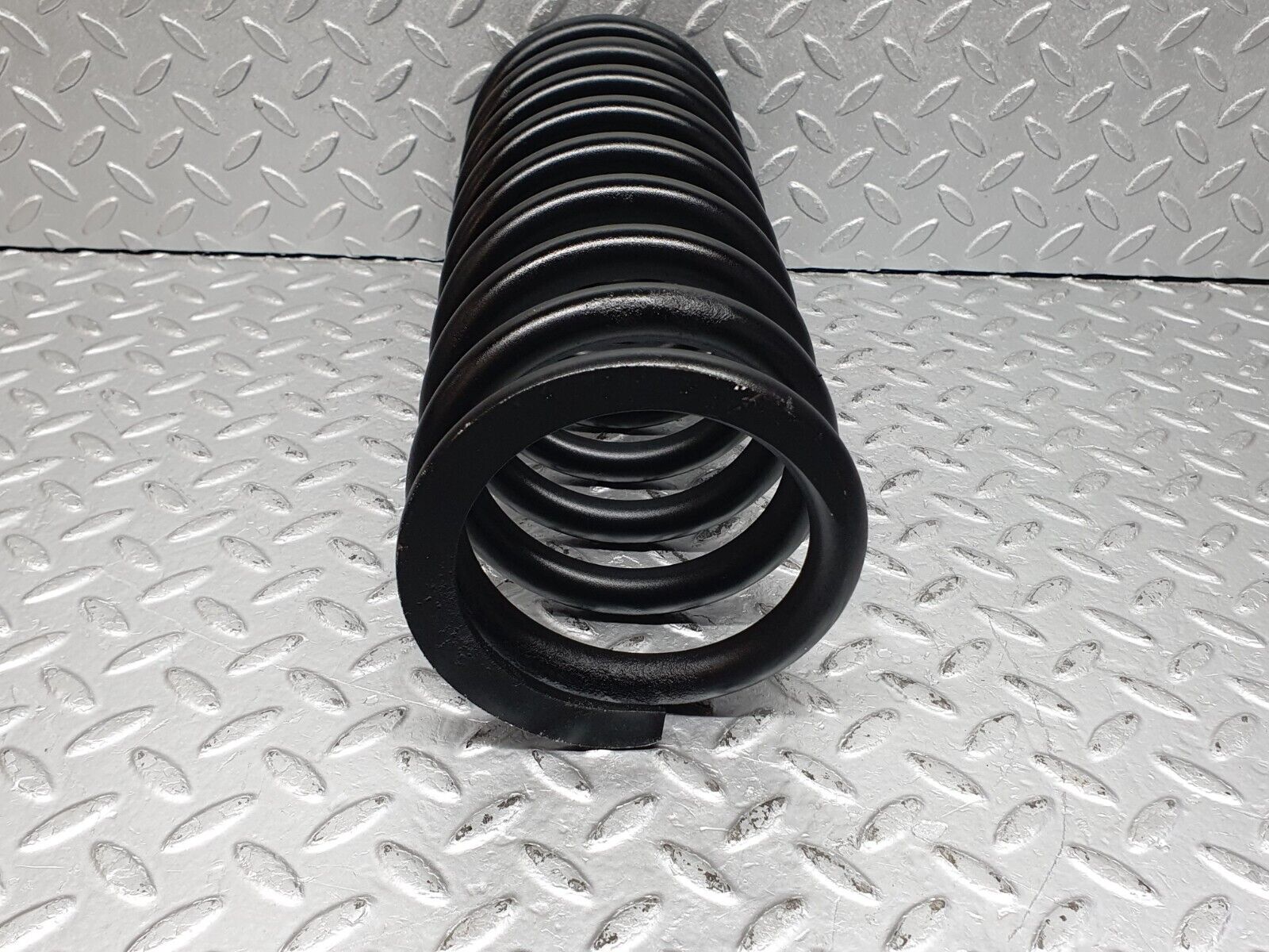 41224 Mercedes-Benz W126 300SE Rear Coil Spring Pair 1163241104