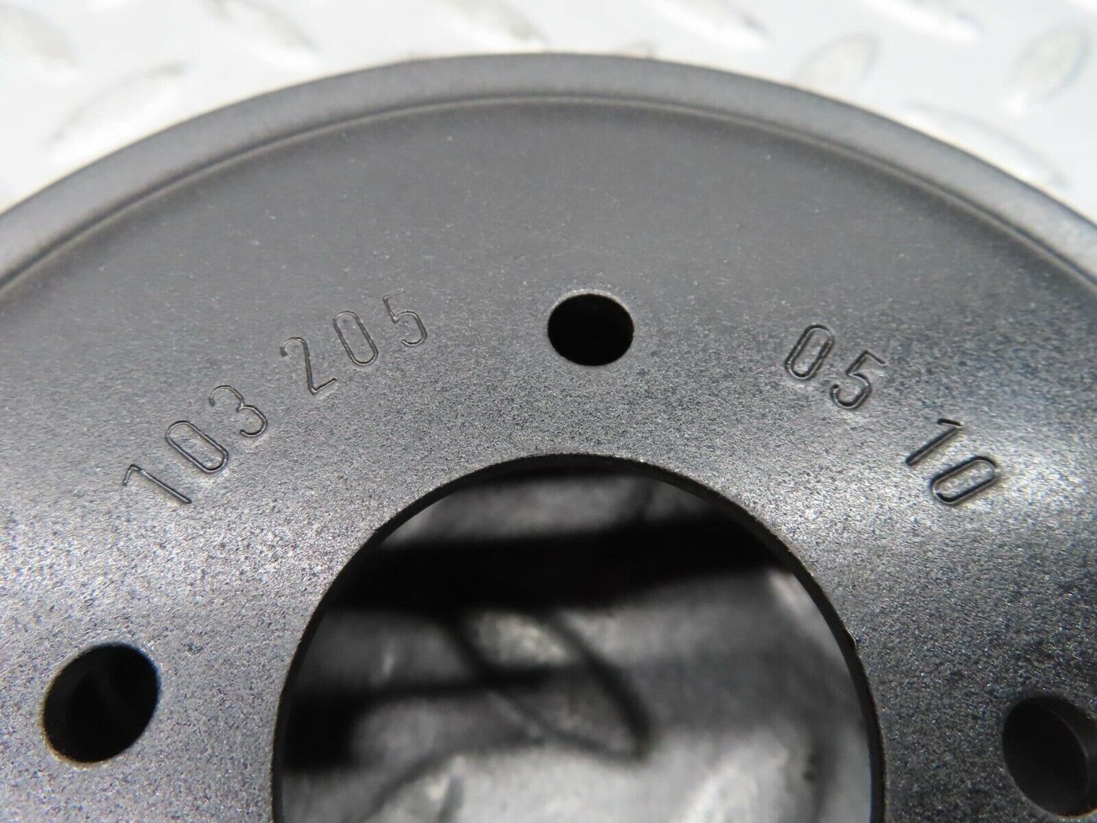 12240 Mercedes-Benz R129 300SL Coupe Engine Belt Pulley 1032050510