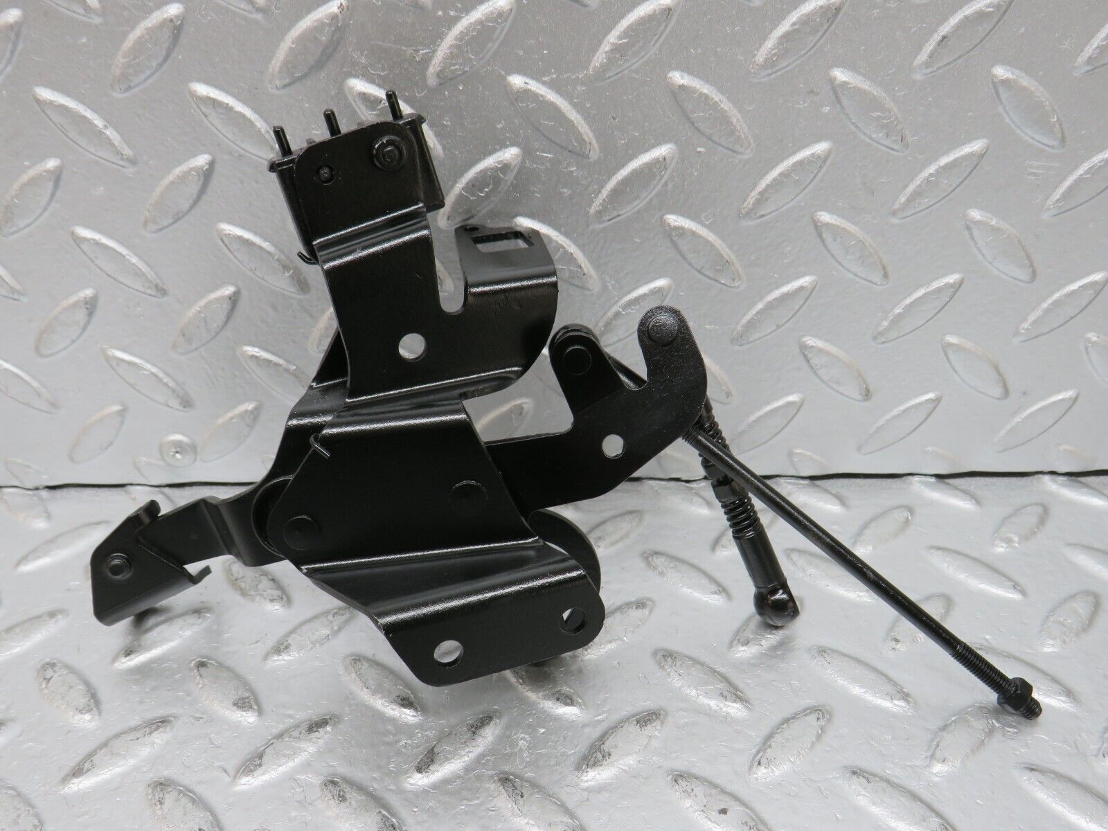 32657 Mercedes-Benz S124 300TE Wagon Throttle Linkage