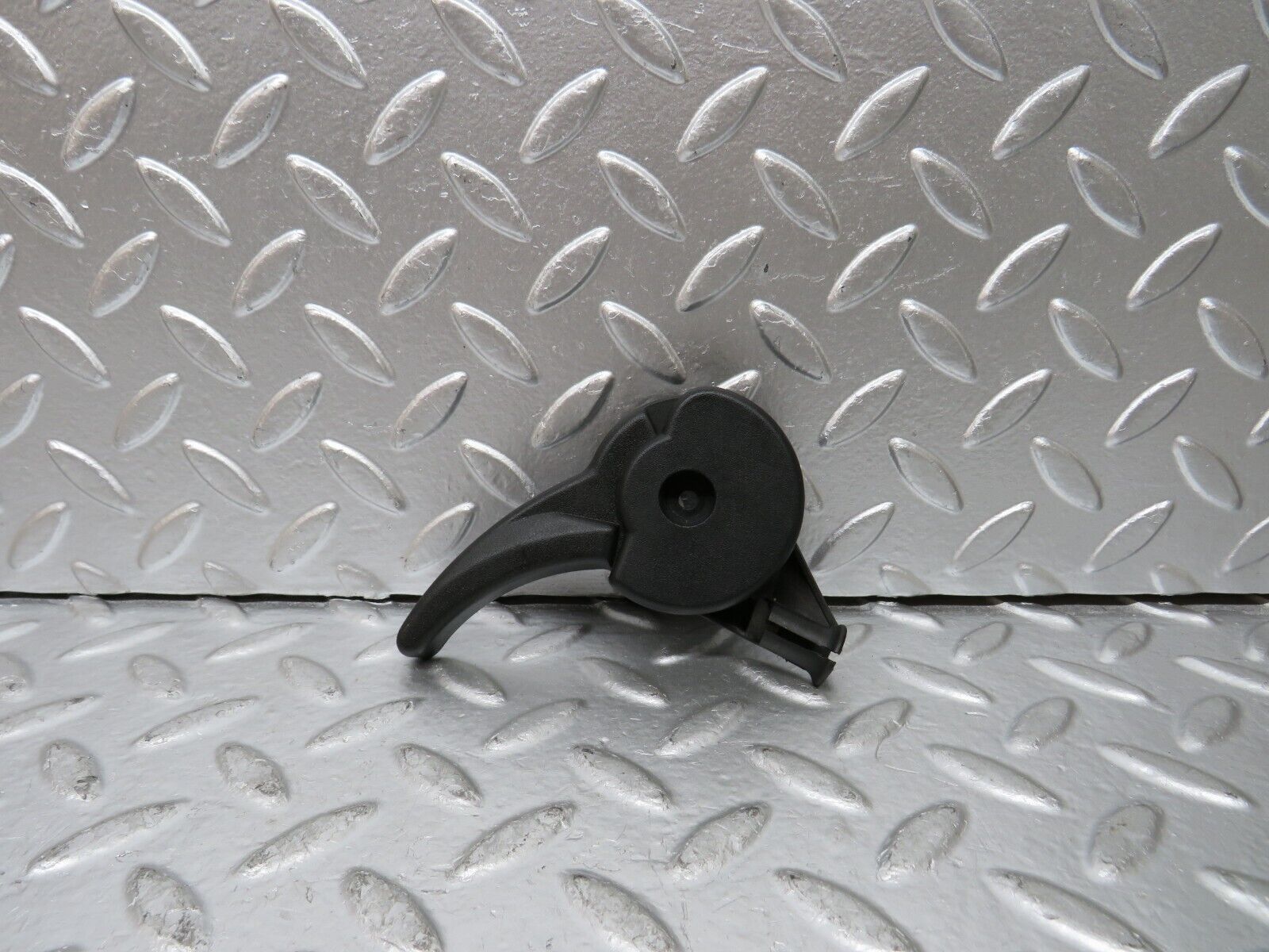 25326 Mercedes-Benz W201 190D Hood Opener Bonnet Opener Release