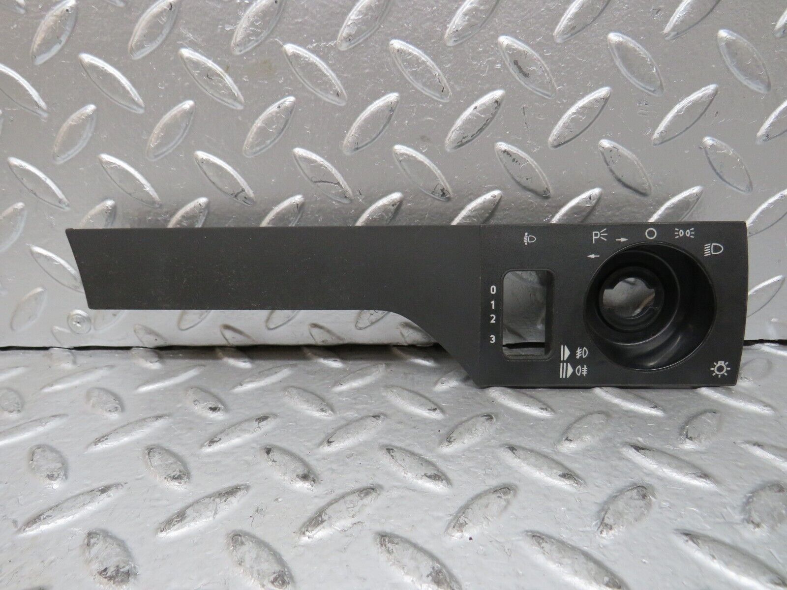 27587 Mercedes-Benz S124 300TE Wagon Headlight Switch Cover Trim Surround