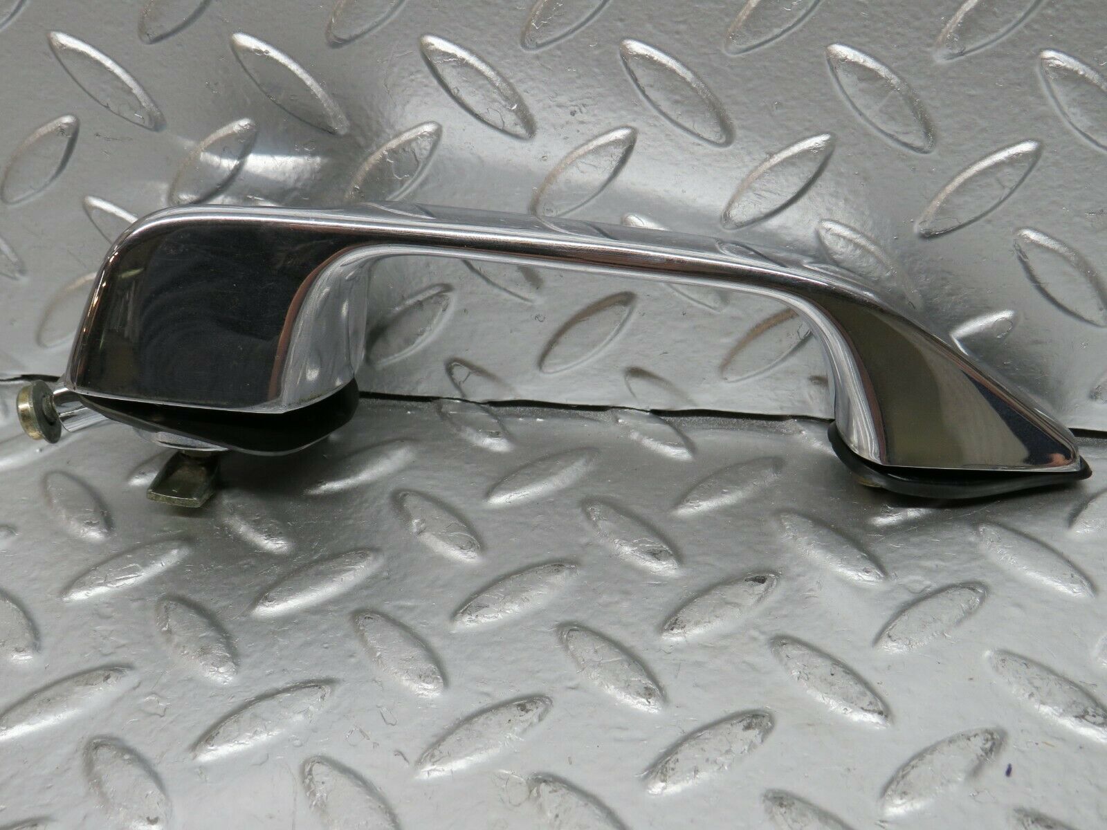 24465 Mercedes-Benz W108 Door Handle Rear Left 1087661102