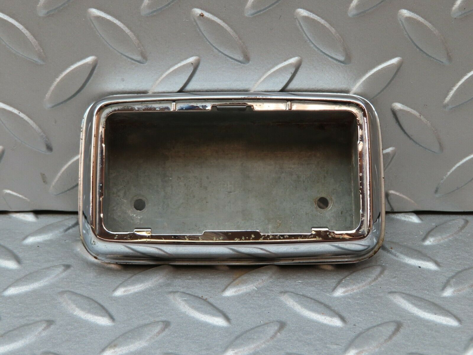 4752 Mercedes-Benz W114 280CE Coupe Door Card Ashtray Frame