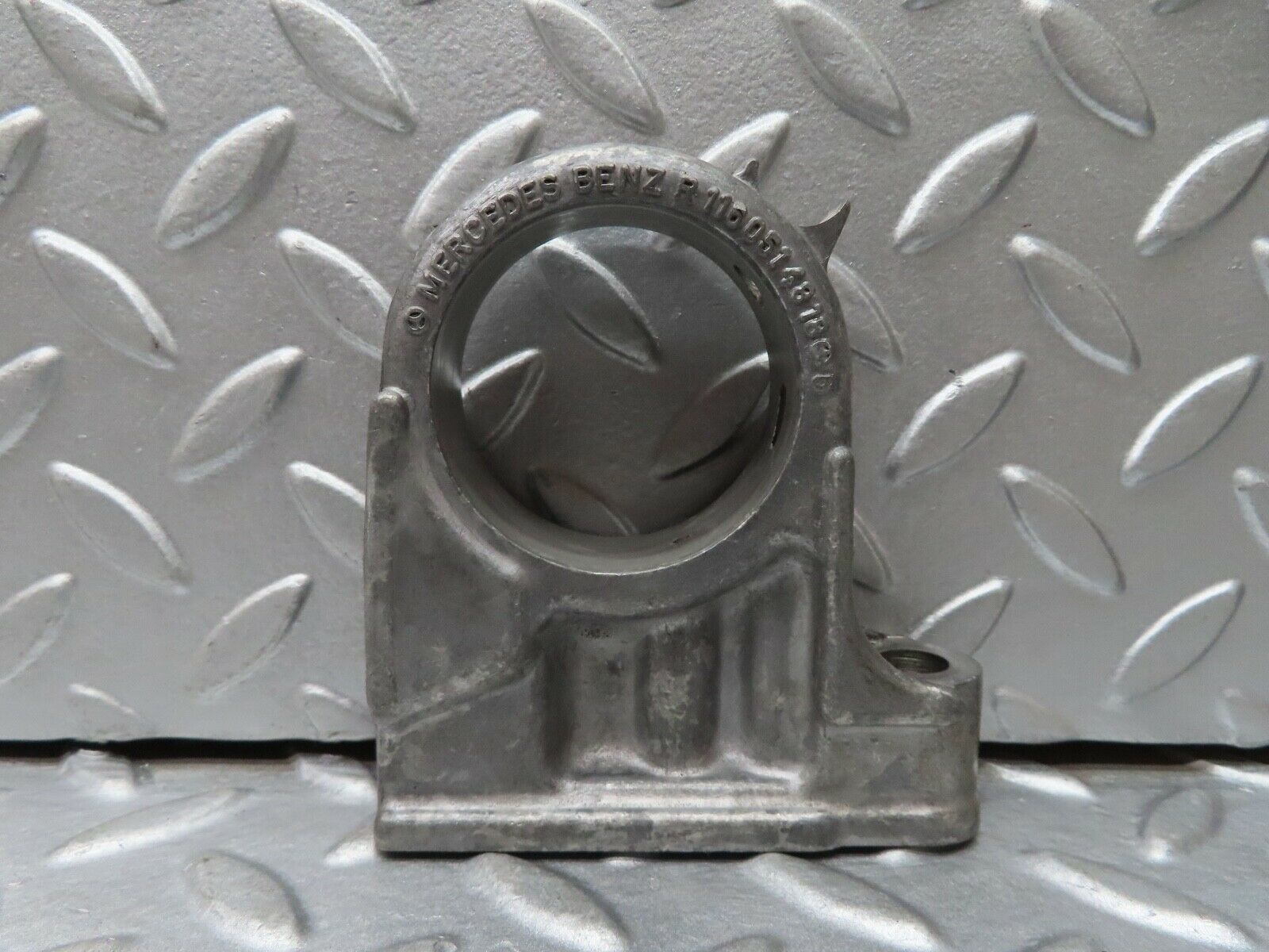 17729 Mercedes-Benz W116 450SEL Camshaft Tower Bearing 1160514818