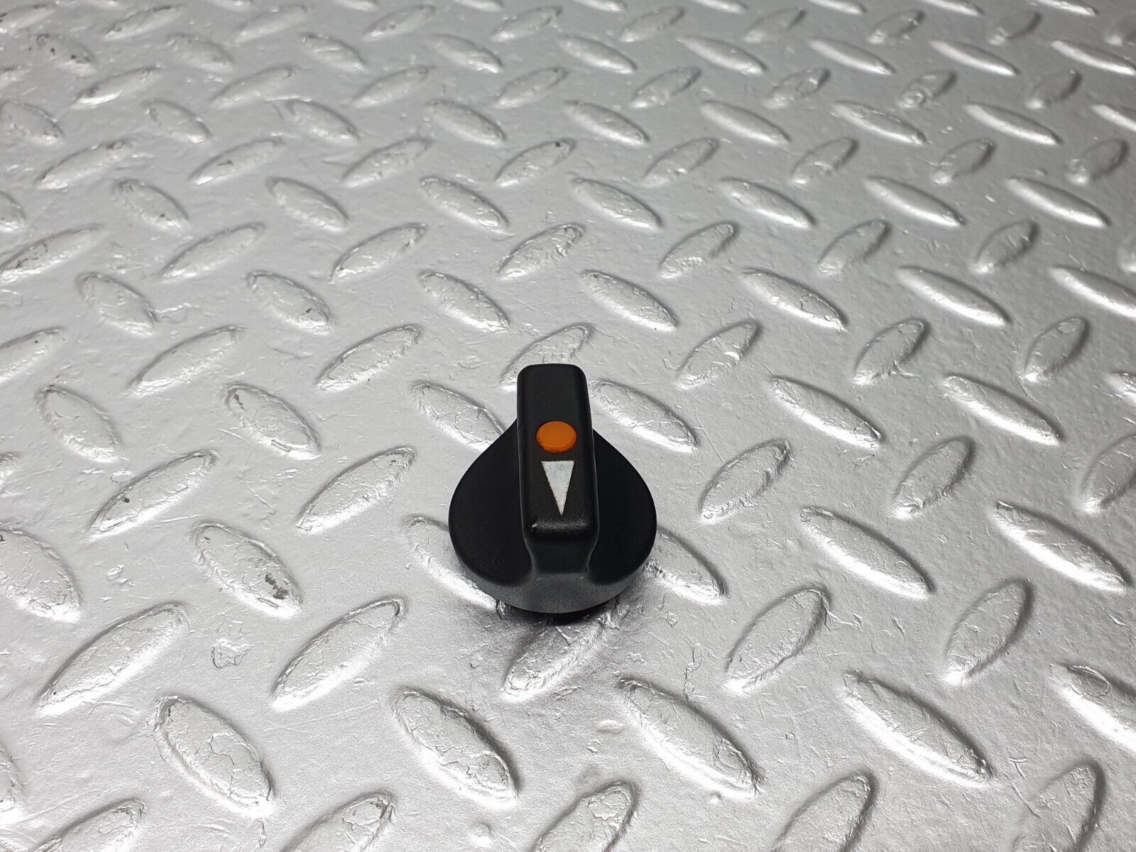 40767 Mercedes-Benz W123 300D Headlight Switch Knob 1265400083