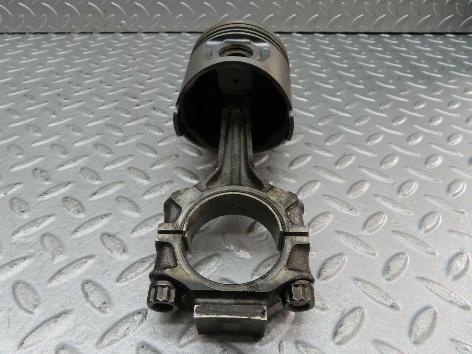 16571 Mercedes-Benz C107 350SLC Coupe Piston With Connecting Rod 92 mm