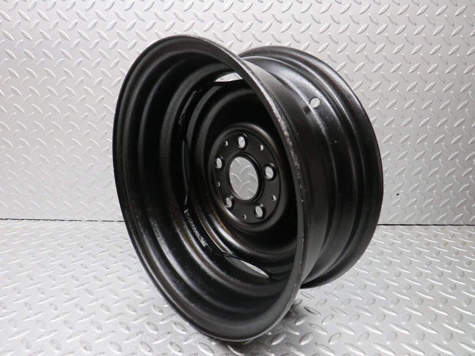 37730 Mercedes-Benz W109 300SEL Steel Wheel 5.5x2Jx14H2 1154001302