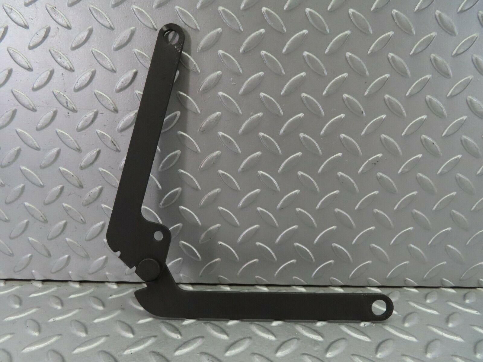 7946 Mercedes-Benz W115 220D Bonnet Hinge Right Side