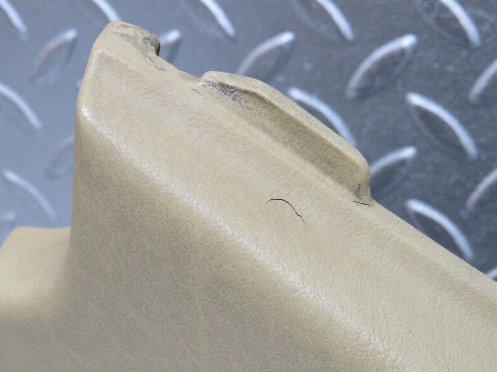 34286 Mercedes-Benz C126 380SEC Coupe Left Door Handle Arm Rest