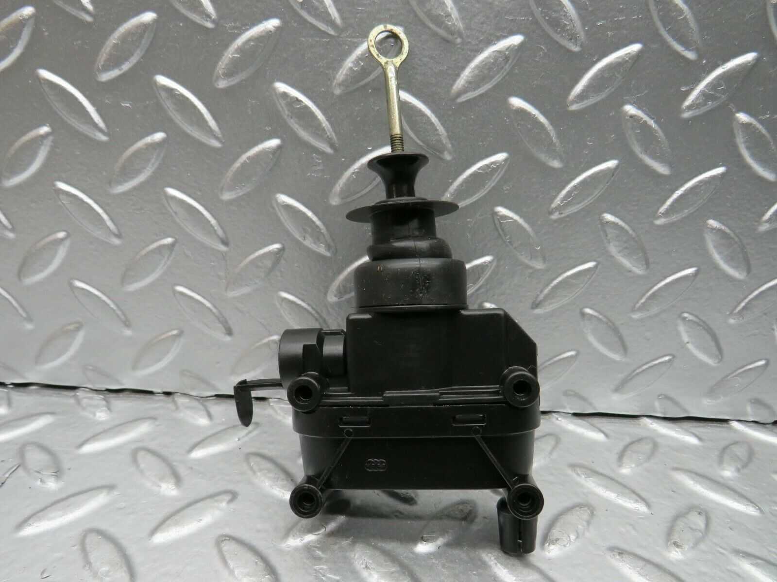 22494 Mercedes-Benz C124 E220 Coupe Door Lock Vacuum Actuator