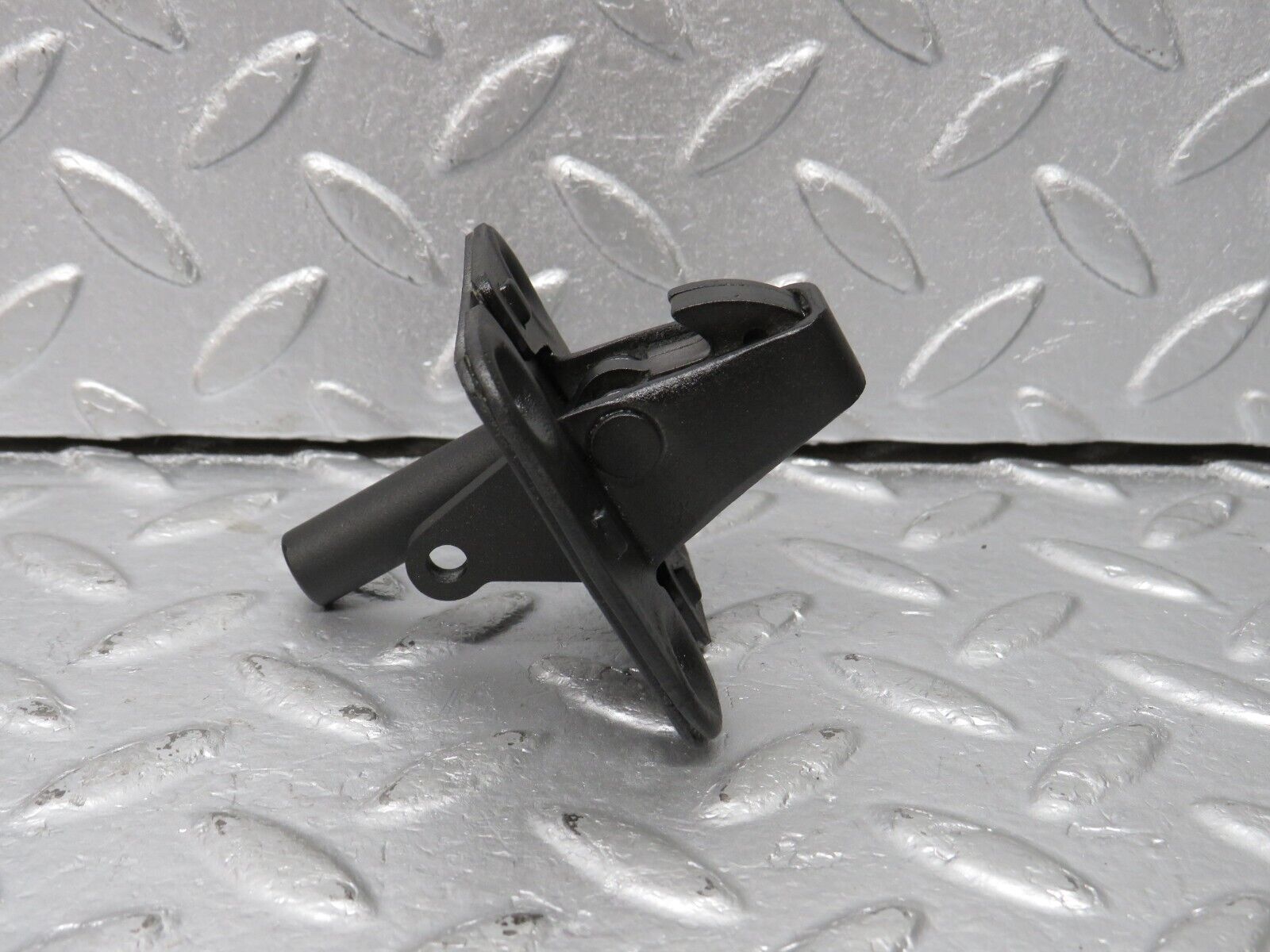 40536 Mercedes-Benz W123 300D Bonnet Lock Latch