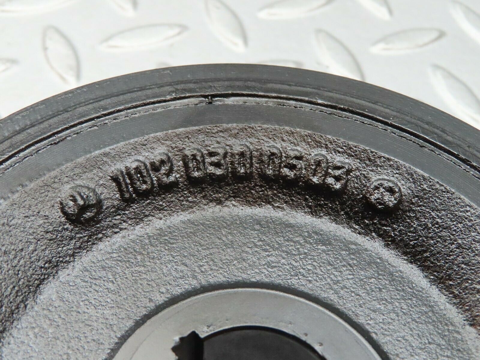 4409 Mercedes-Benz W123 230E Crankshaft Vibration Damper Pulley 1020300503