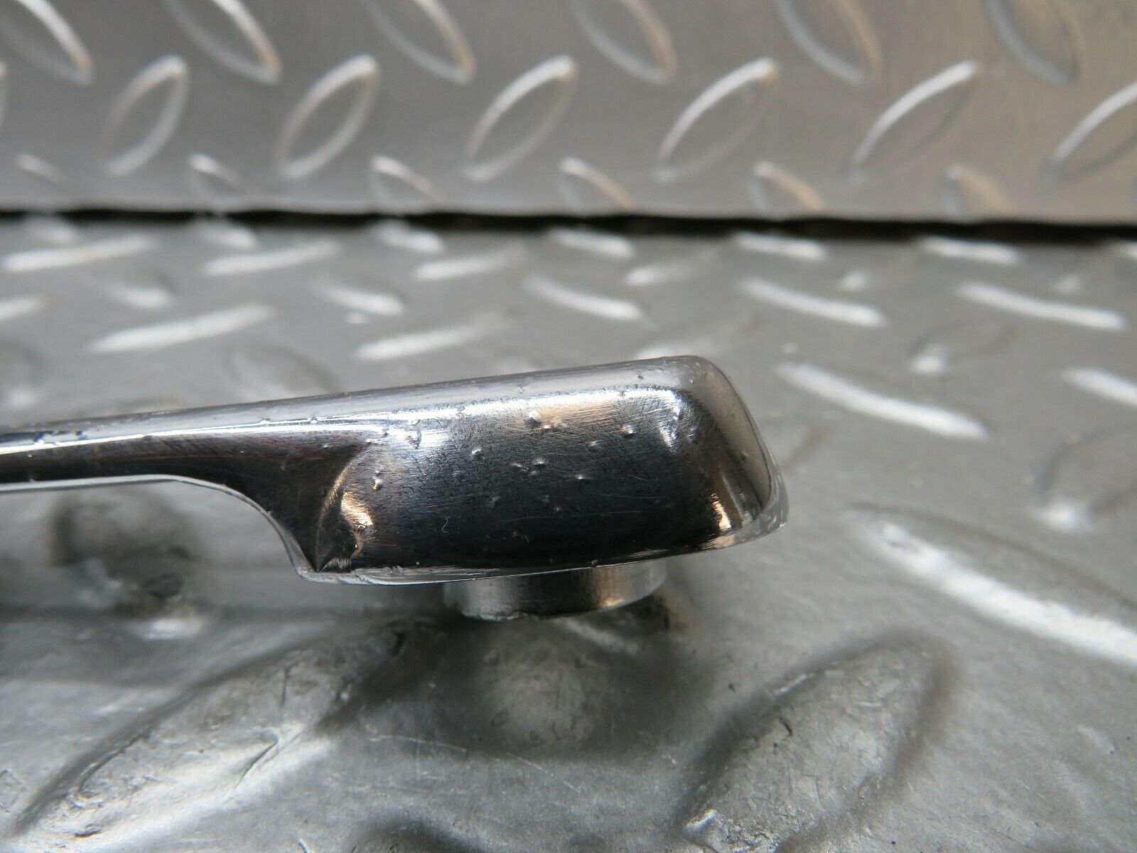 22993 Mercedes-Benz C123 230CE Coupe Window Lifter Crank Handle