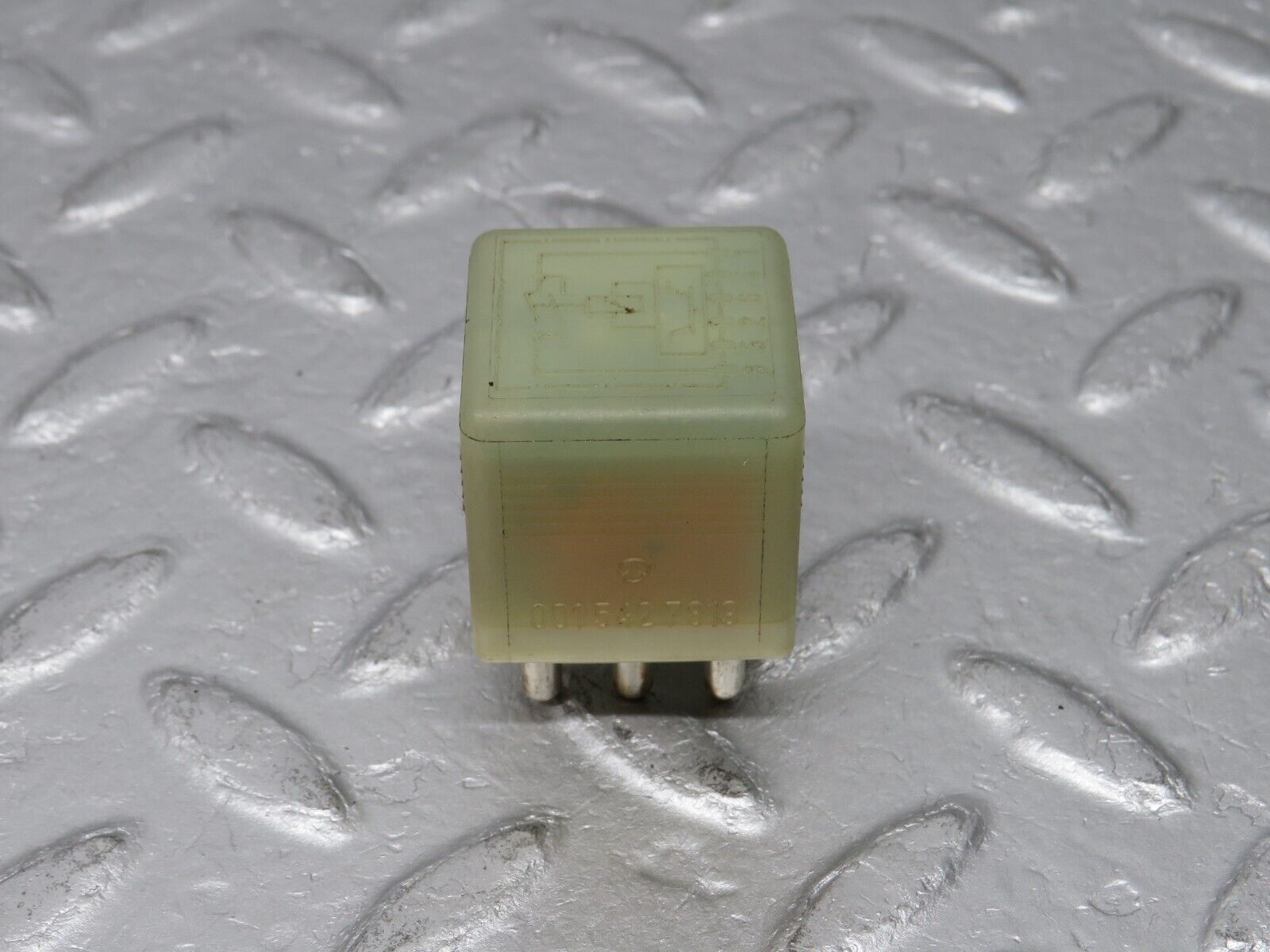 38537 Mercedes-Benz R129 280SL Coupe Door Window Control Relay 0015427819