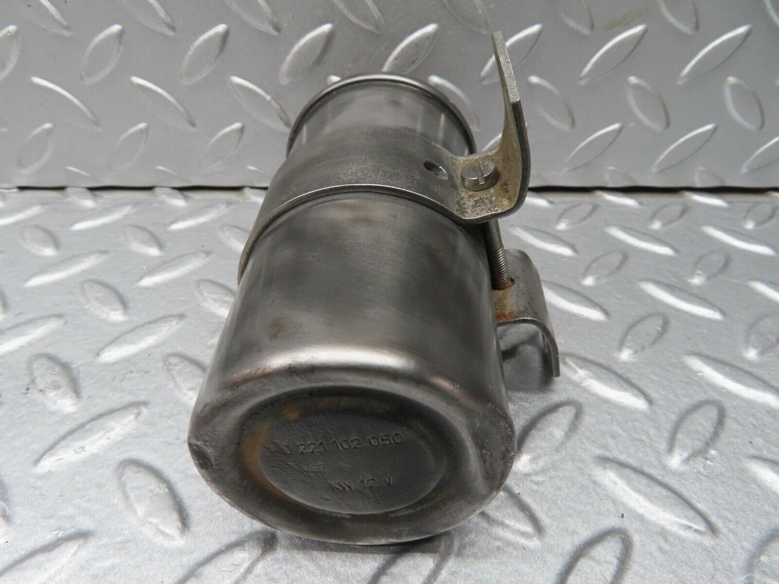 12821 Mercedes-Benz W111 220SE Ignition Coil Bosch 0221102050