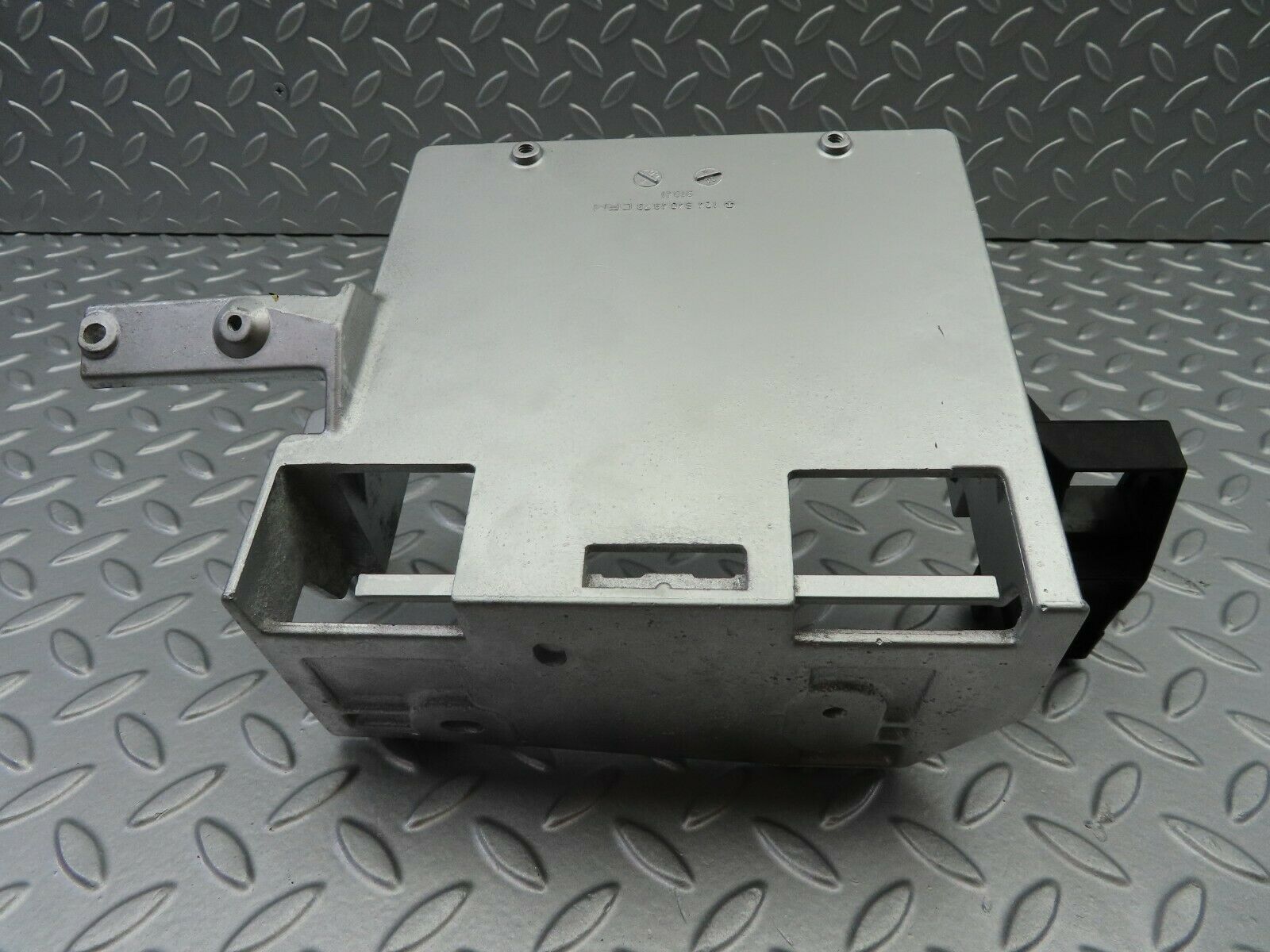 6767 Mercedes-Benz S124 E220 Wagon Engine Control Unit Tray Bracket 1245404973