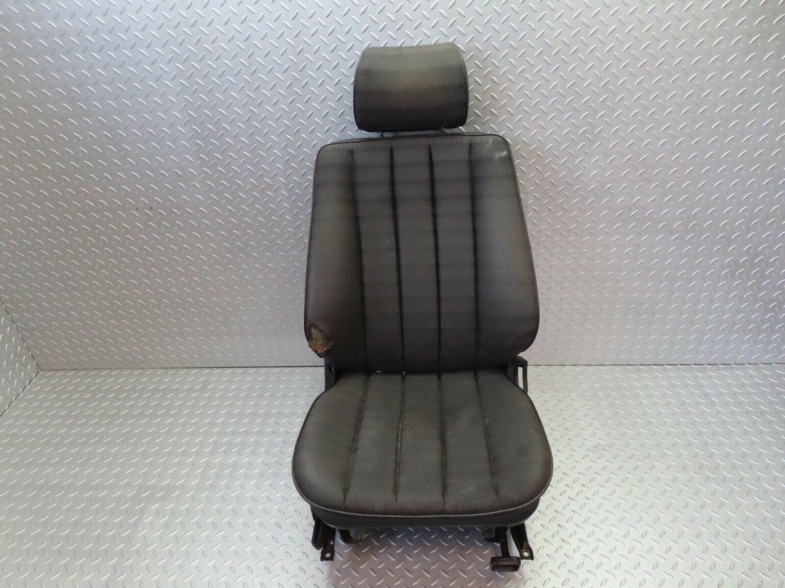 14793 Mercedes-Benz W201 190E Front Right Driver Seat