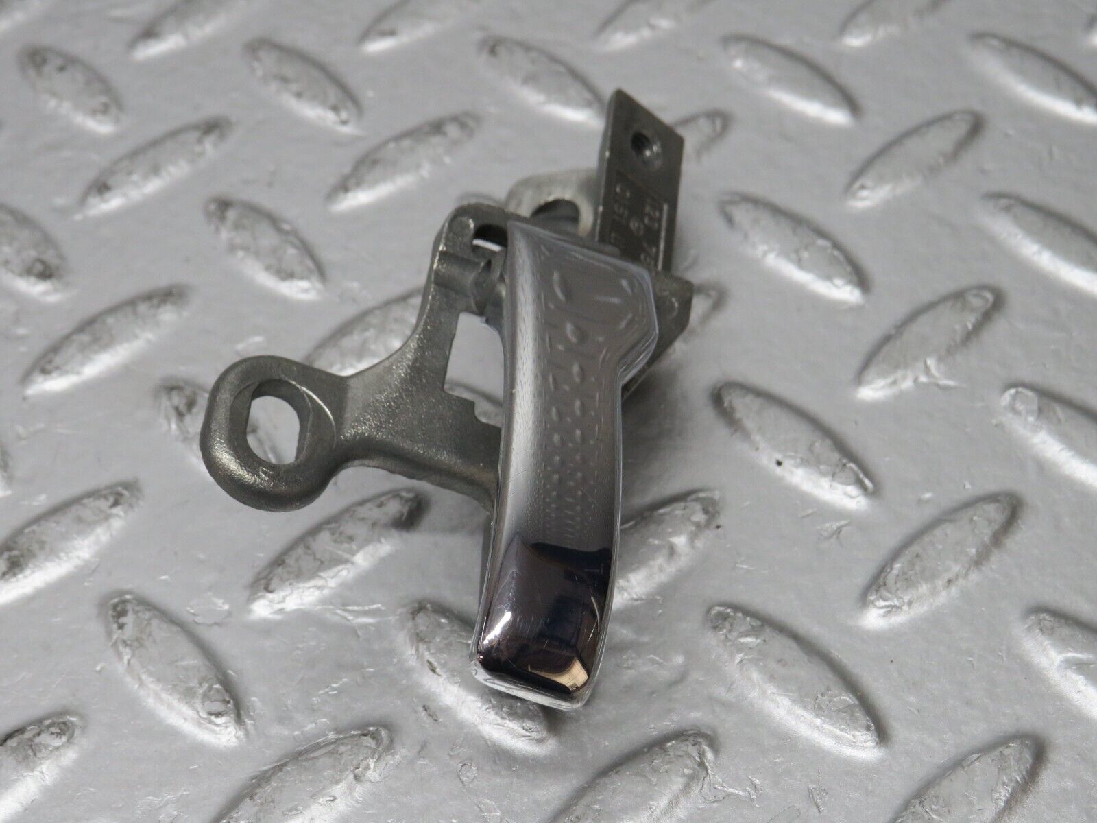 32202 Mercedes-Benz W123 230E Left Door Opener Door Handle 1237600161