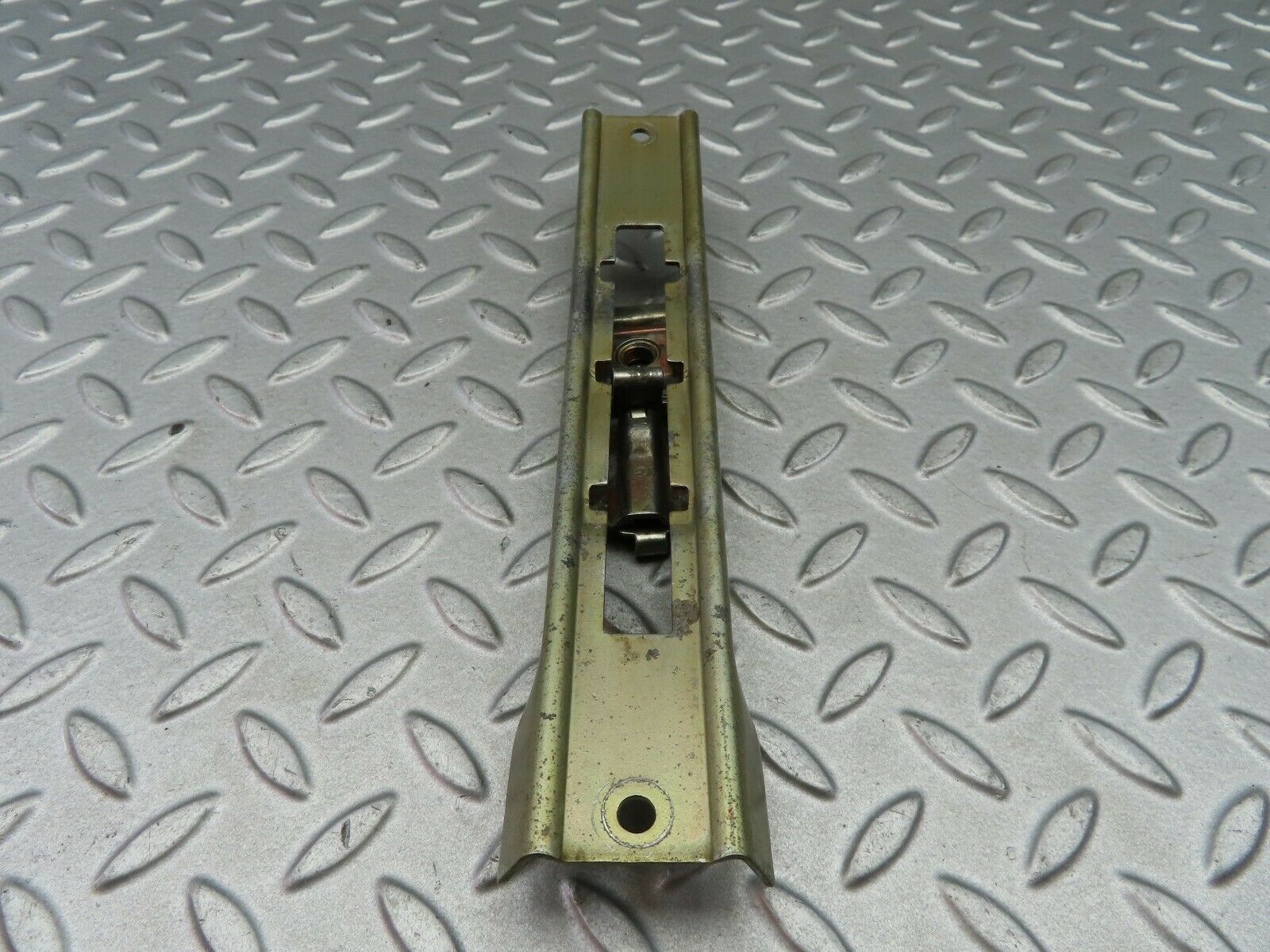 6239 Mercedes-Benz W126 380SE Seat Belt Adjuster Rail 1268680011