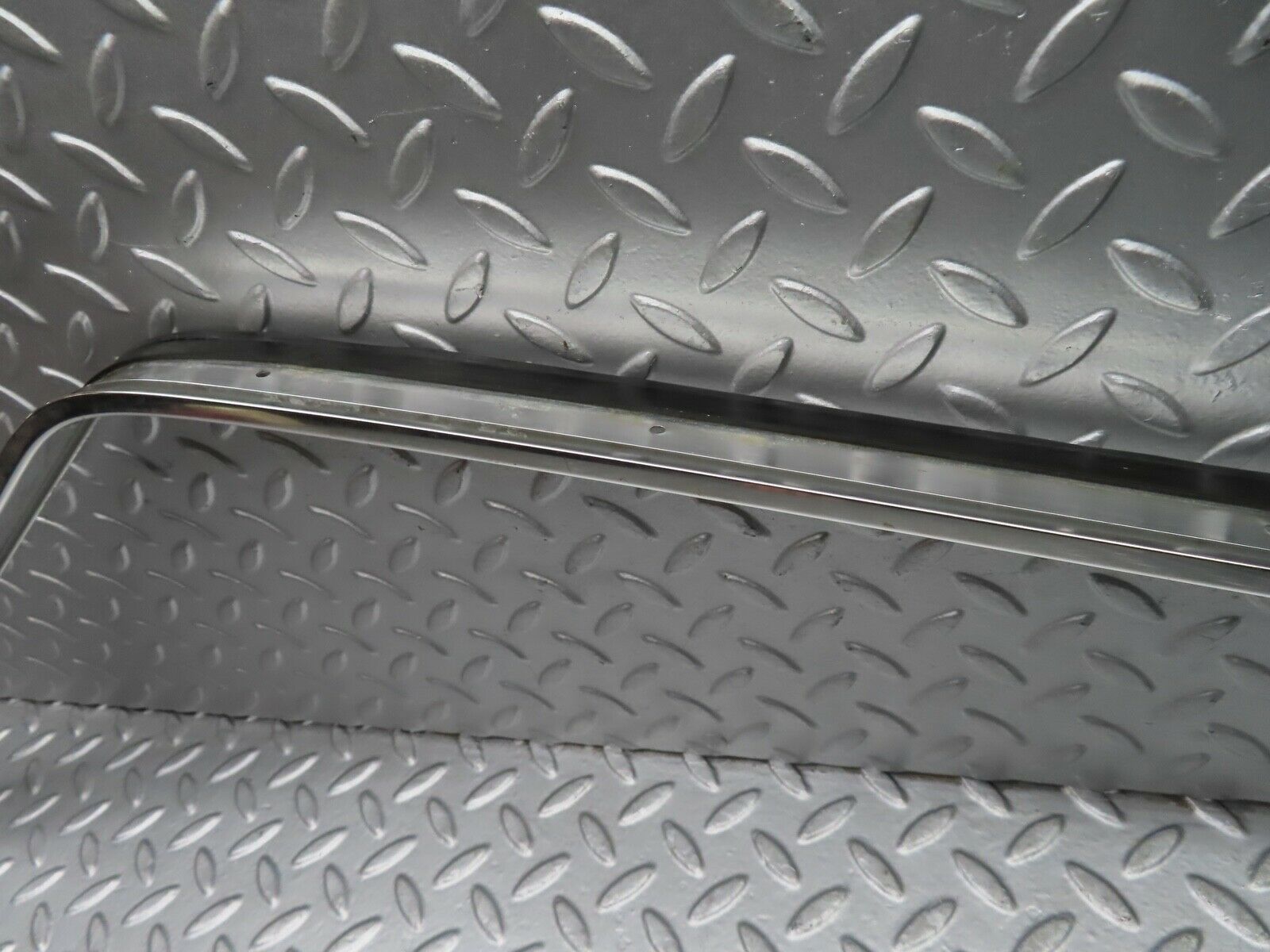 20955 Mercedes-Benz W114 250CE Coupe Roof Chrome Moulding Trim Left Side