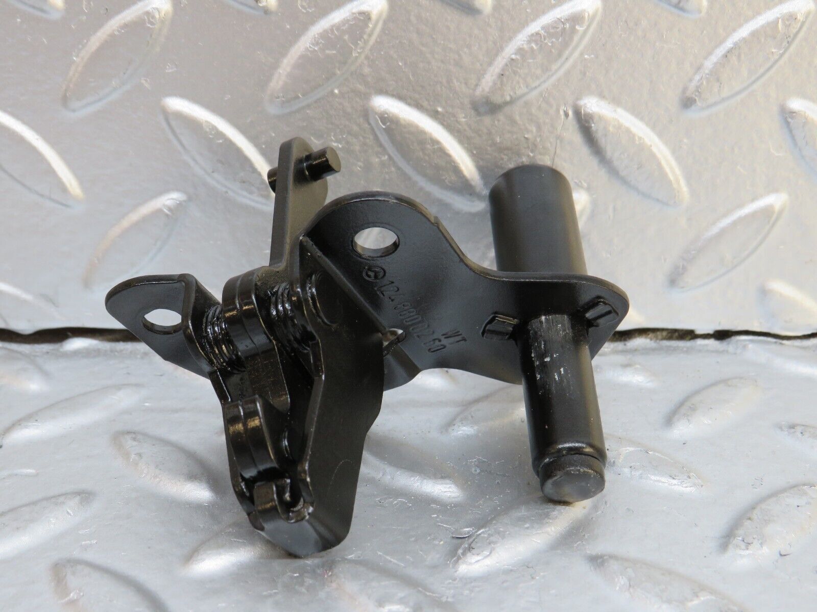 29442 Mercedes-Benz W124 230E Bonnet Lock Catch 1248800260