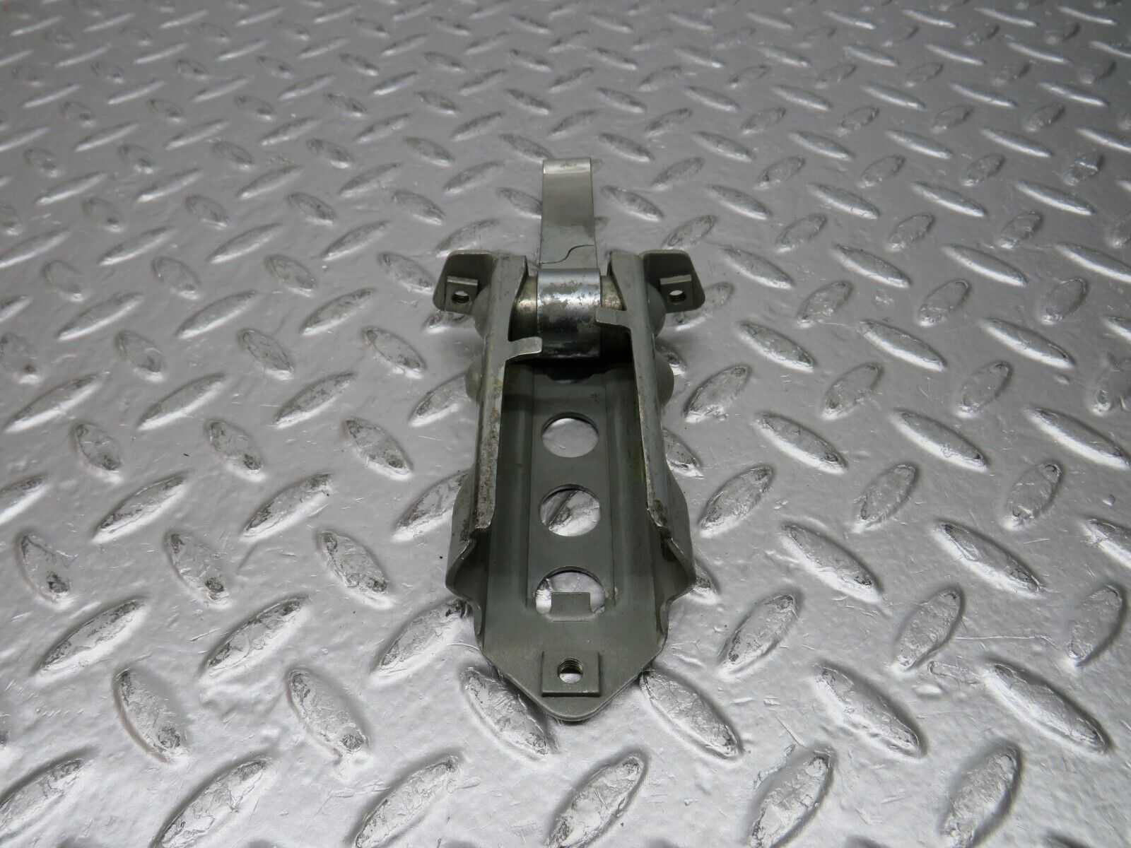 31800 Mercedes-Benz W201 190LE 1.8L Door Safety Check Strap