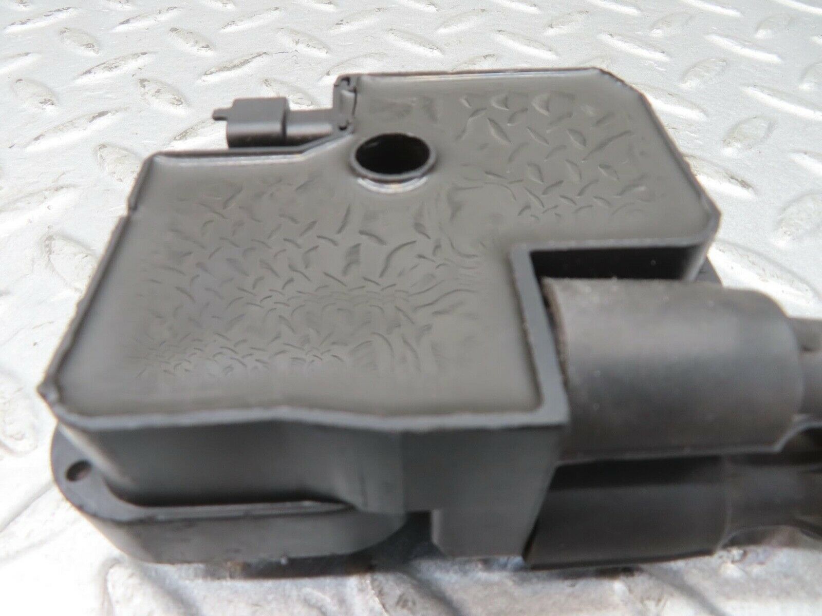 13402 Mercedes-Benz W220 S430 Ignition Coil 0001587803