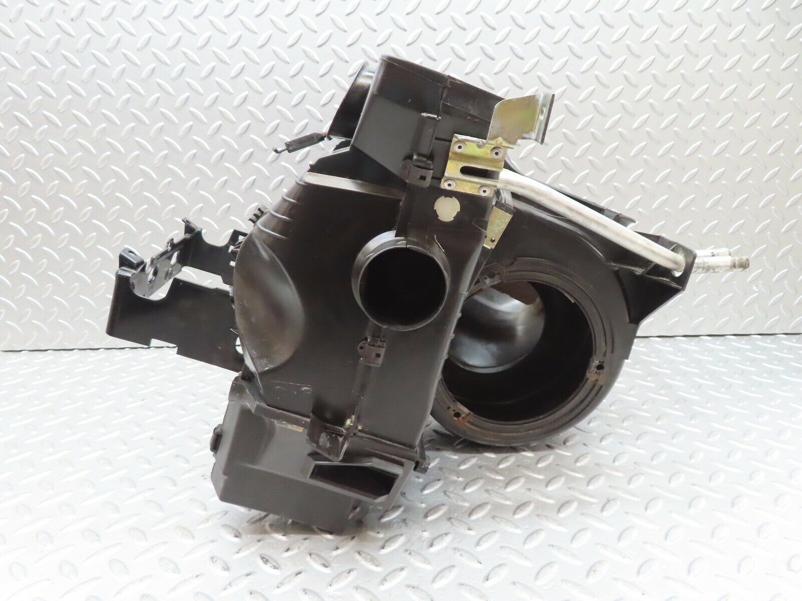 17026 Mercedes-Benz C123 280CE Coupe Heater Box Blower Housing Behr 1238300008