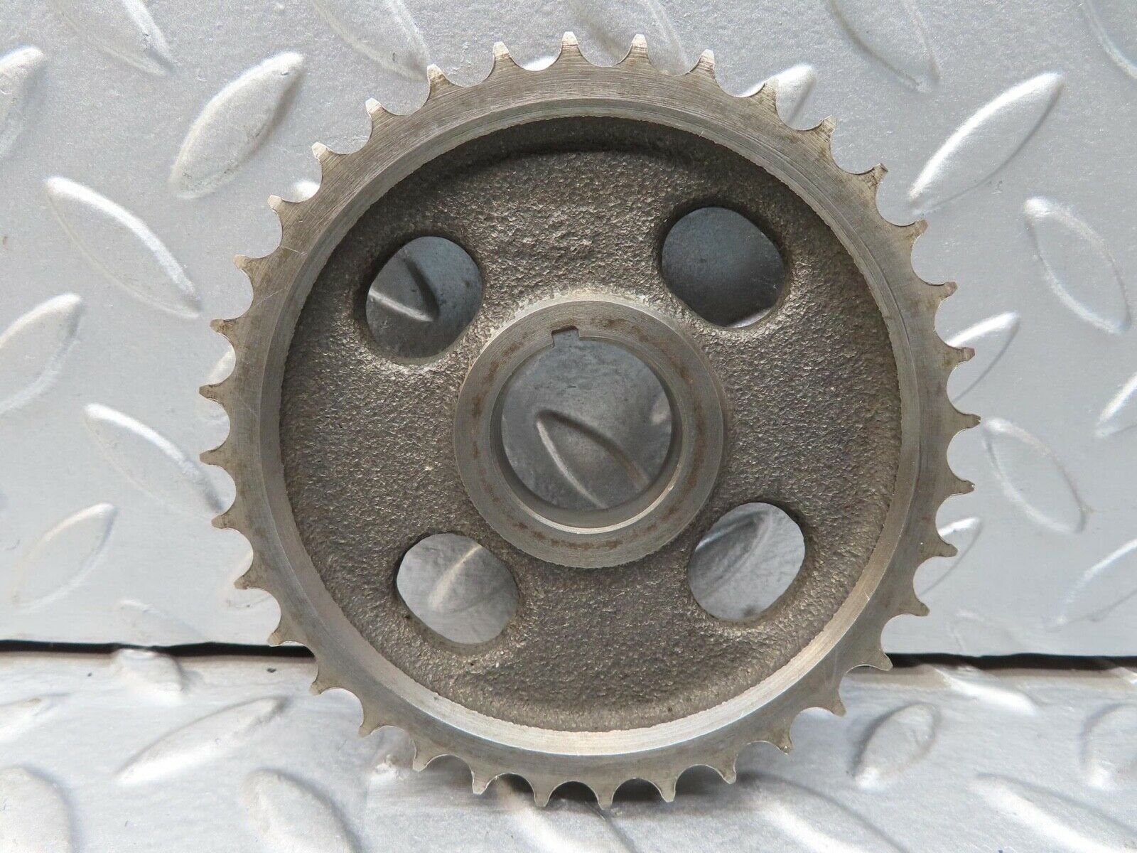 16559 Mercedes-Benz C107 350SLC Coupe Camshaft Timing Gear 1160520601