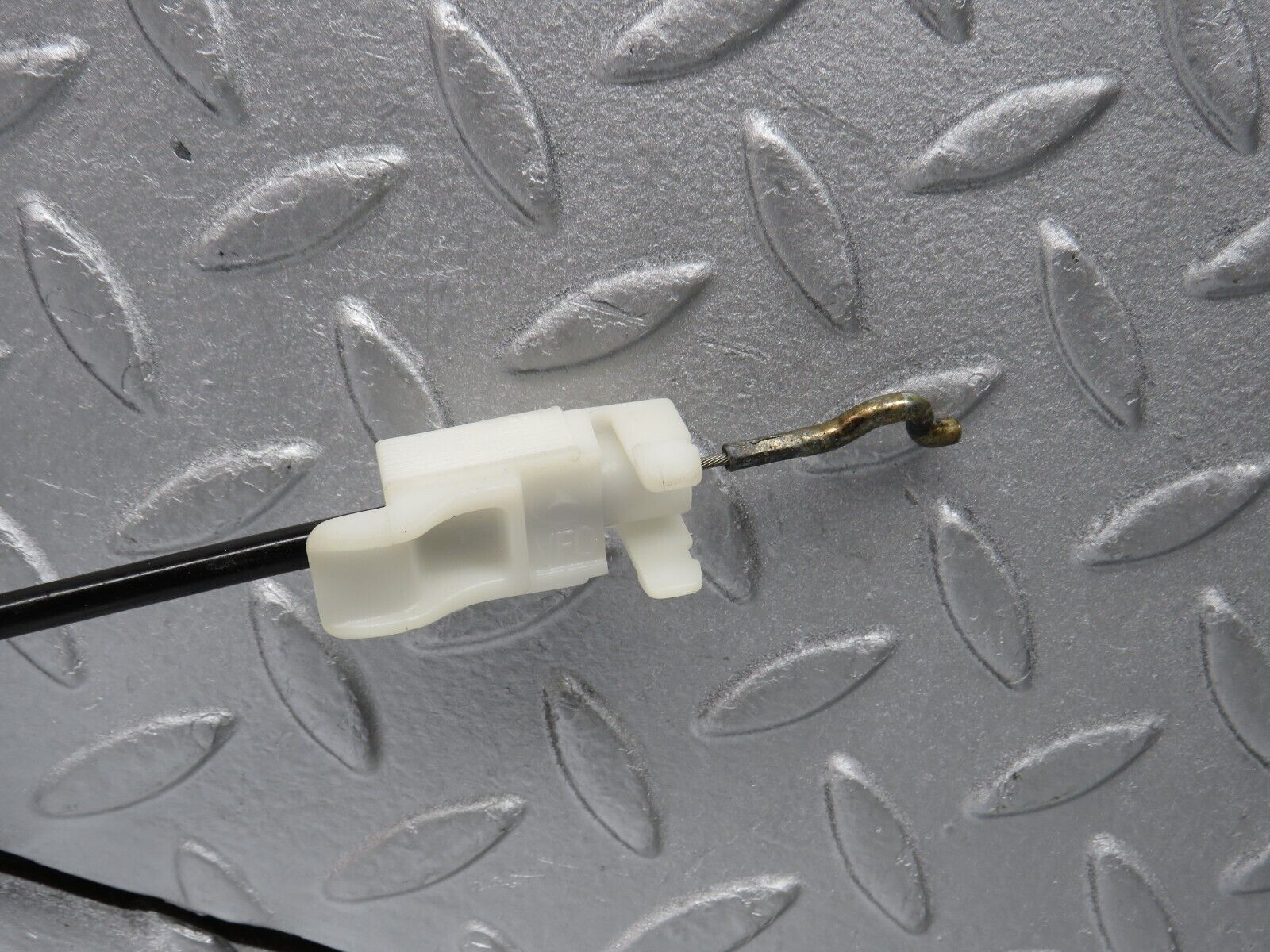 38475 Mercedes-Benz R129 280SL Coupe Door Lock Cable