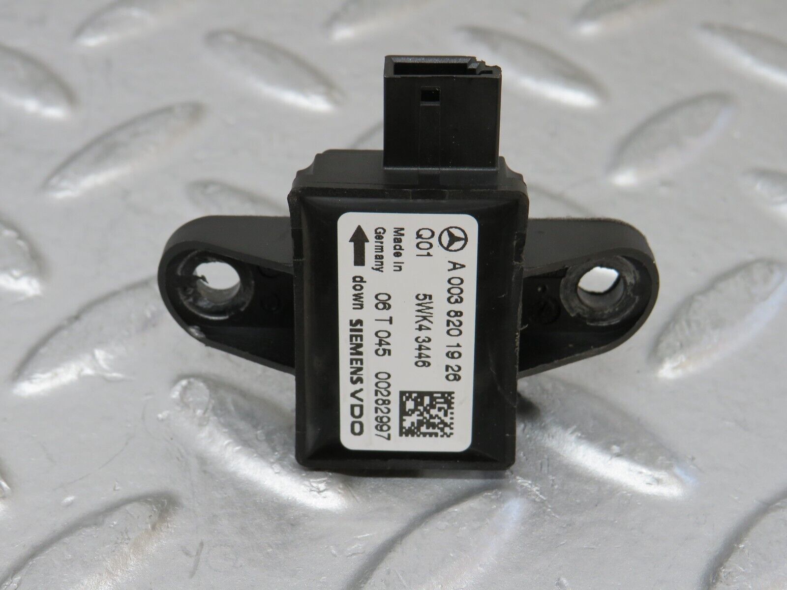 35126 Mercedes-Benz W221 Door Airbag Crash Sensor 0038201926