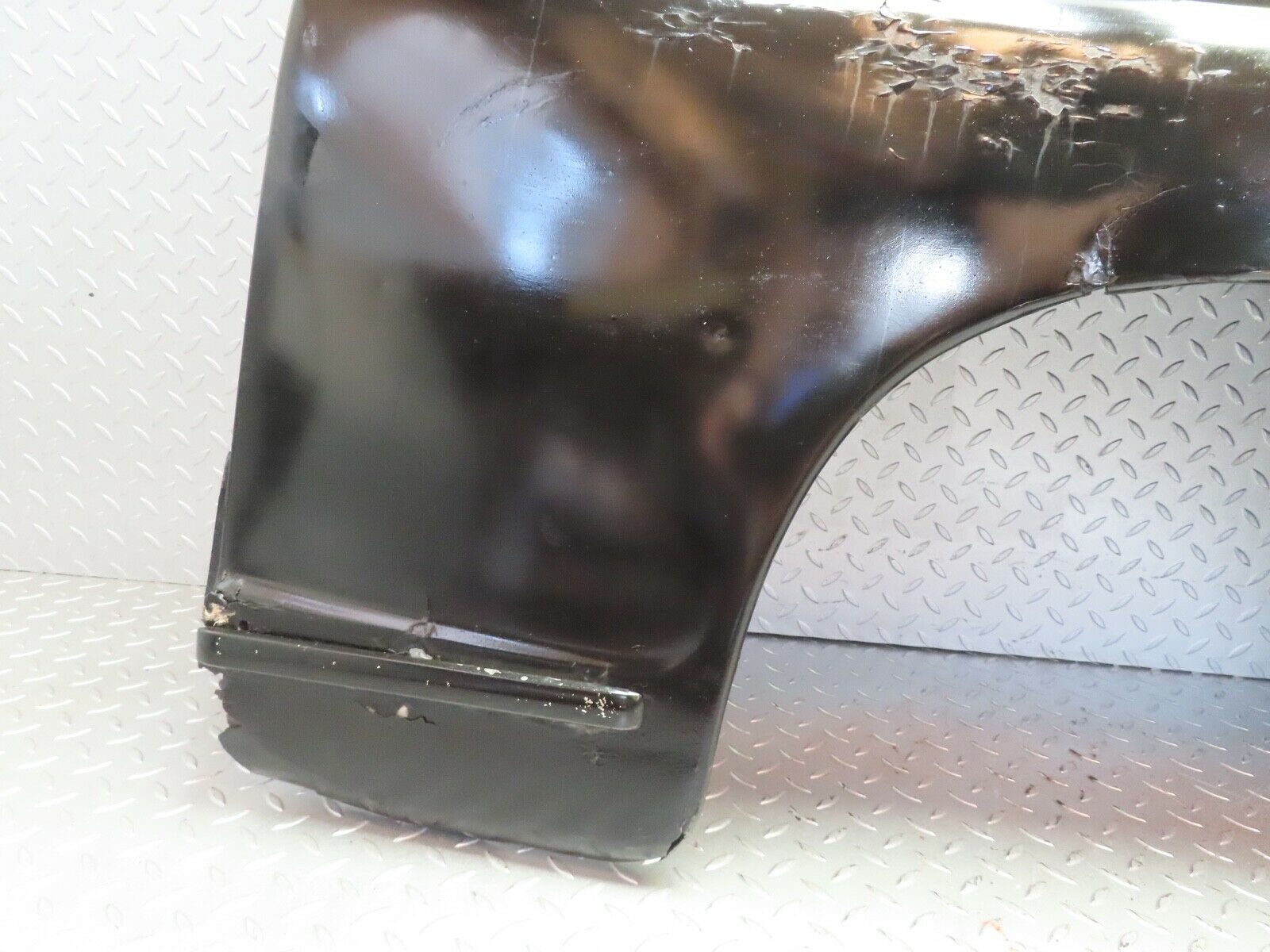 18988 Mercedes-Benz W121 190b Ponton Front Right Wing Fender