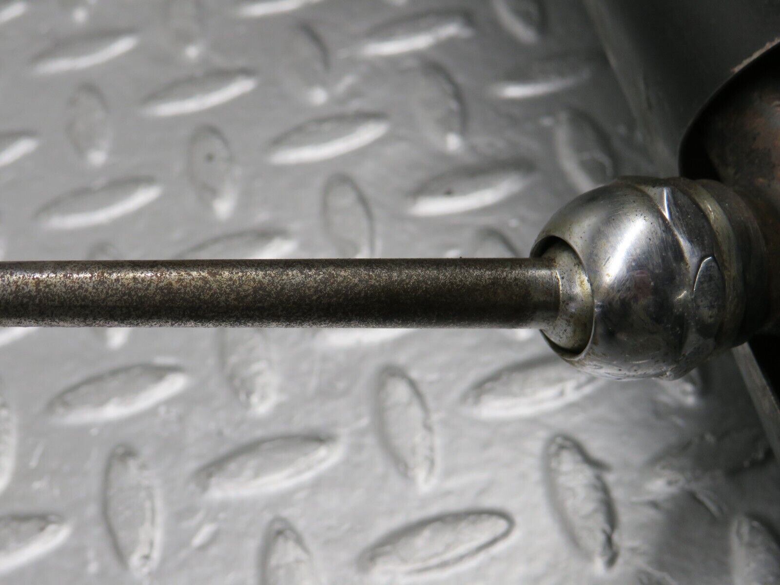 40383 Mercedes-Benz W110 230 Steering Column With Gear Selector 1114622395