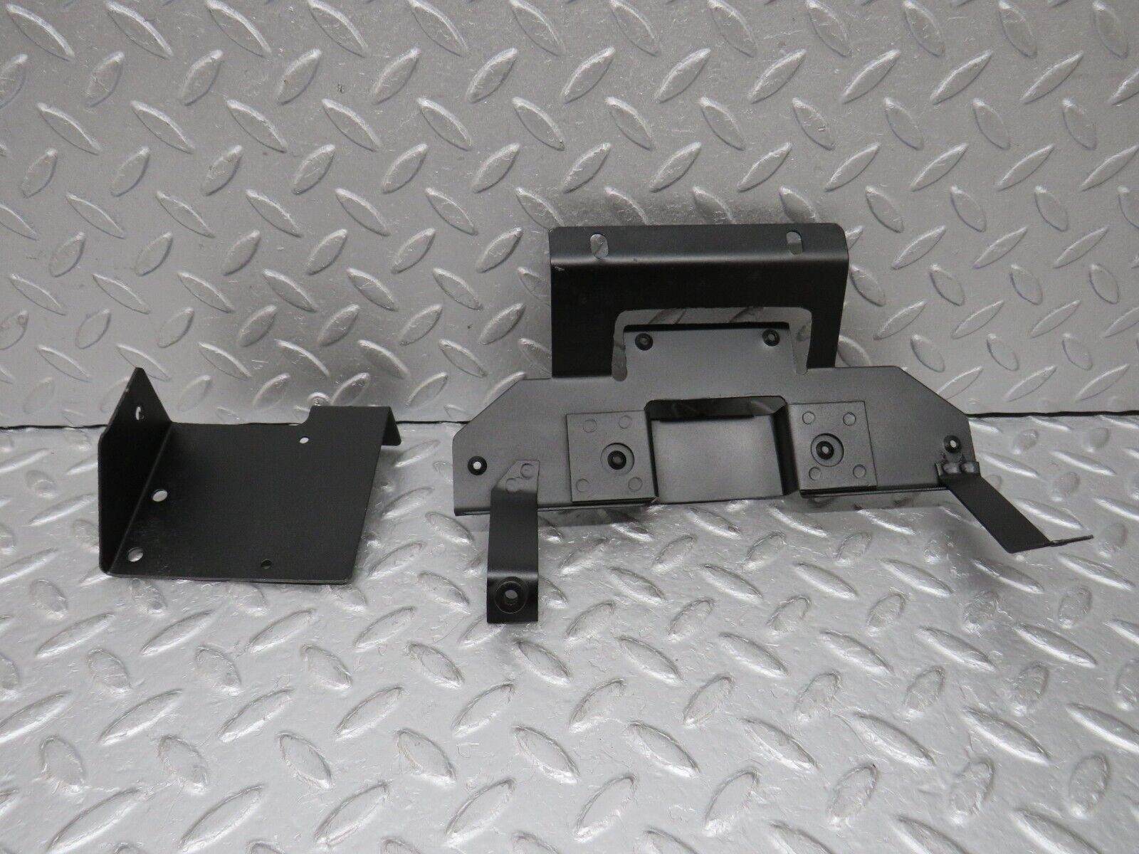 37487 Mercedes-Benz W109 300SEL Relay Holder Bracket