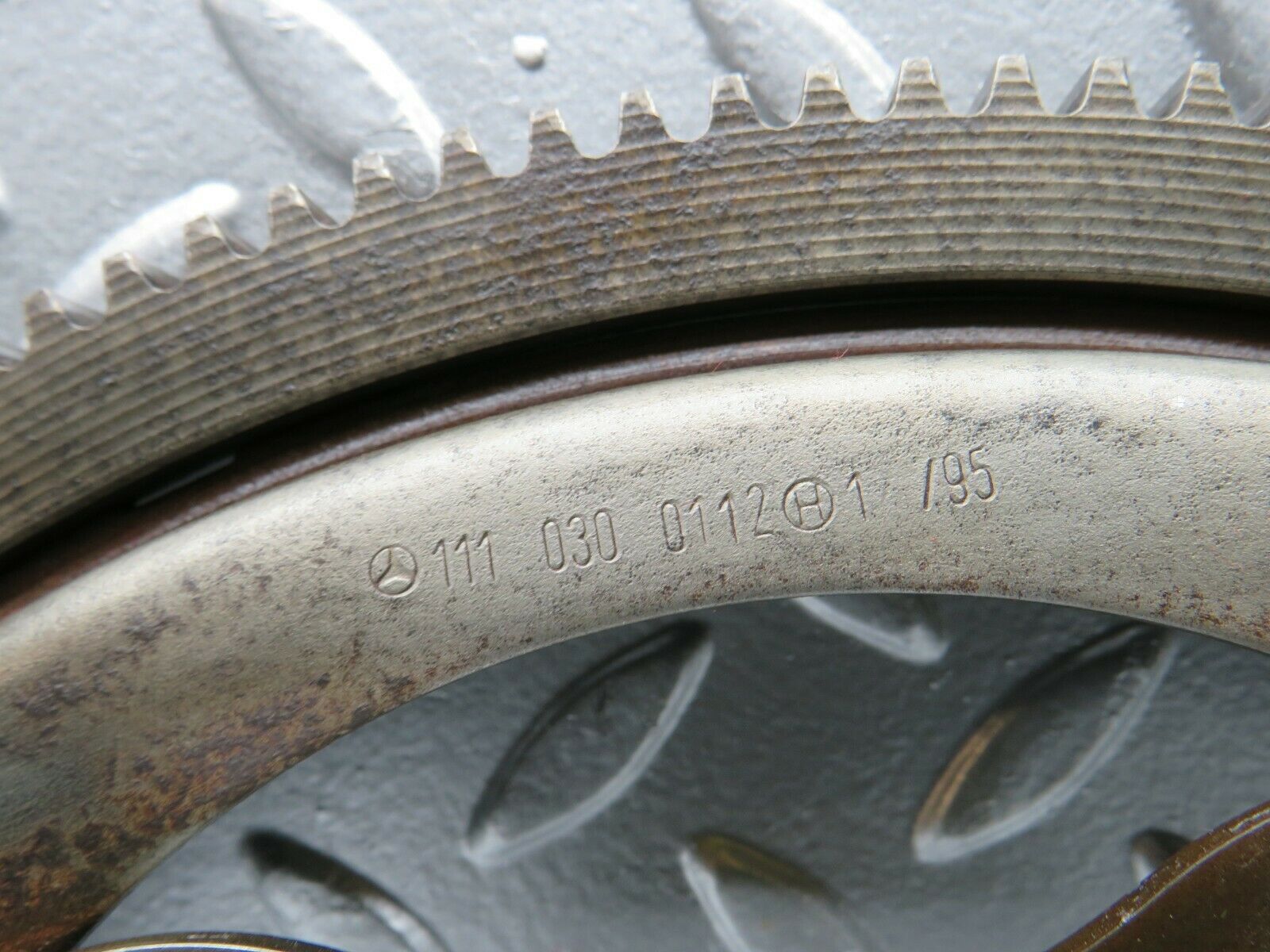 22480 Mercedes-Benz C124 E220 Coupe Flywheel Starter Ring 1110300112