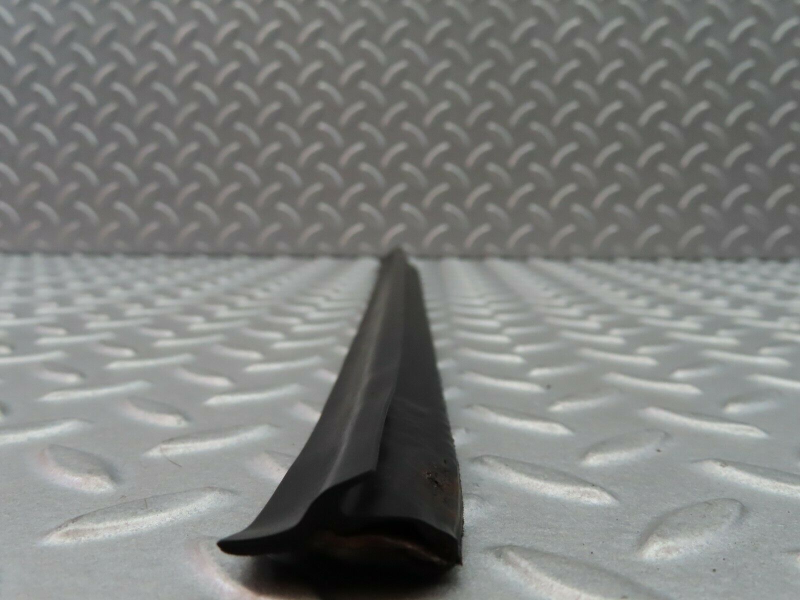 5988 Mercedes-Benz W123 200 Door Seal Rubber Trim Rear Right