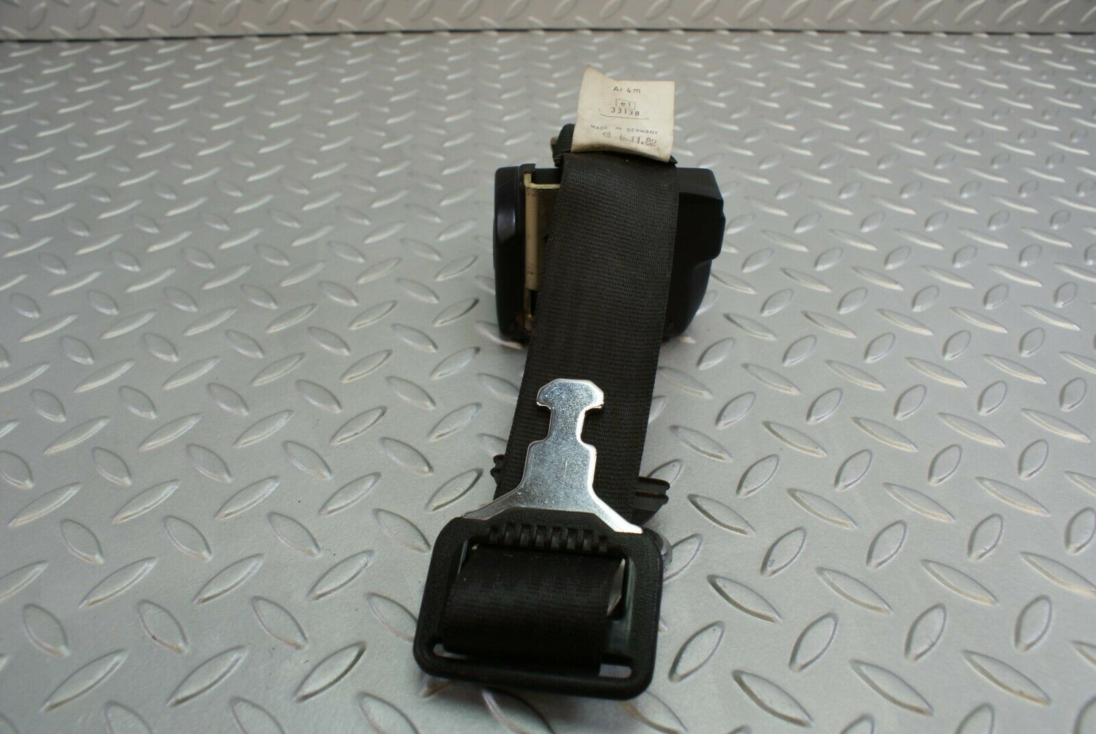 2969 Mercedes-Benz C123 280CE Coupe Rear Left Seat Belt 1238605585